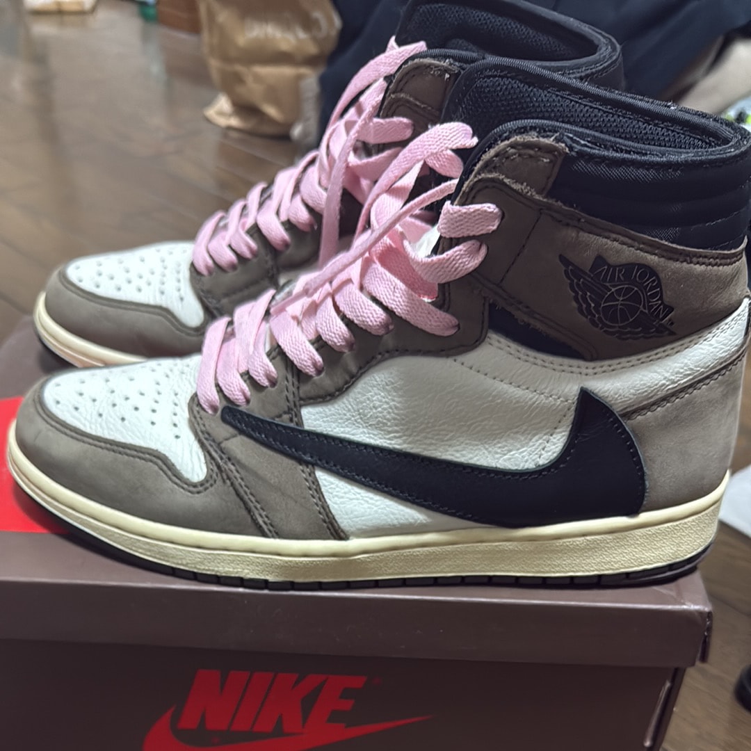 Travis Scott × Nike Air Jordan 1 Retro High OG TS SP "Sail/Dark Mocha"