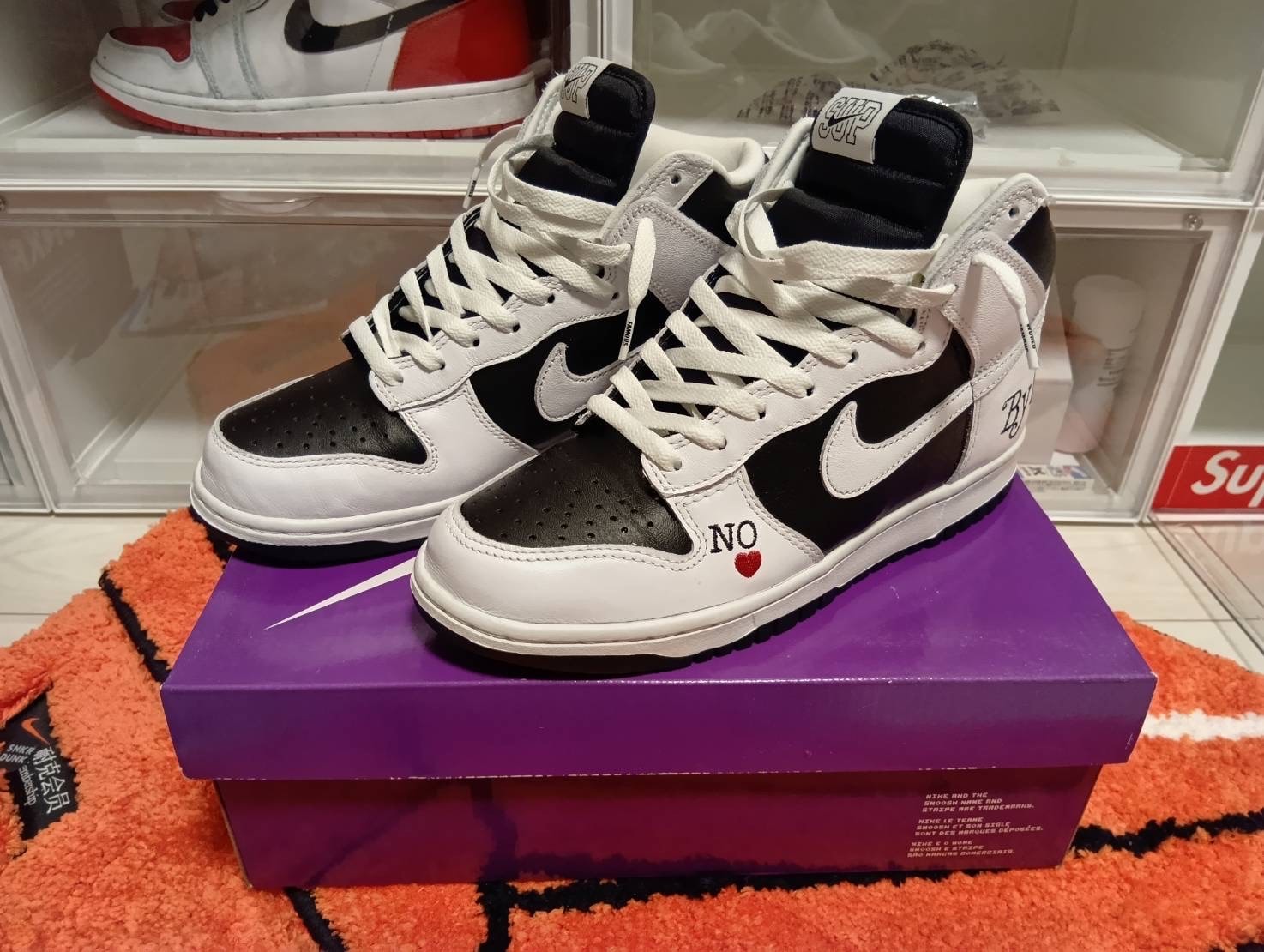 Supreme × Nike SB Dunk High By Any Means "White Black"