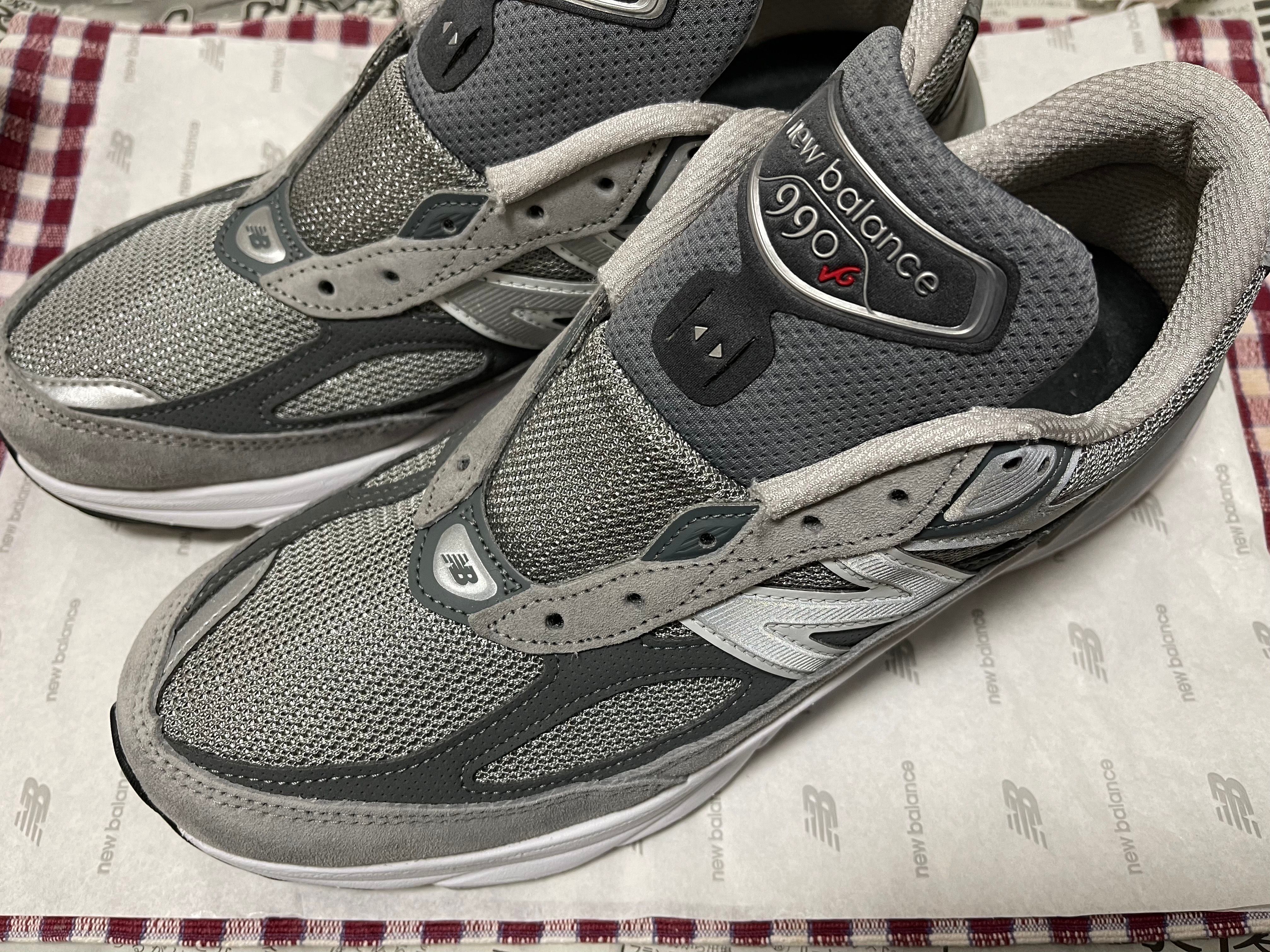 New Balance 990V6 "Gray" (Heel Logo NB)