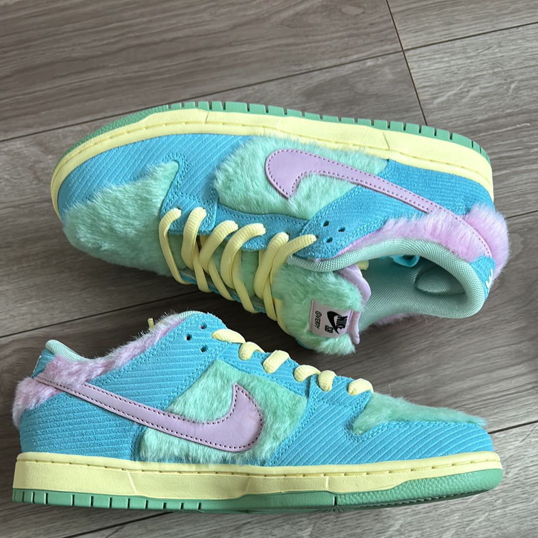 VERDY × Nike SB Dunk Low Pro QS "Visty/Blue Gaze and Enamel Green"
