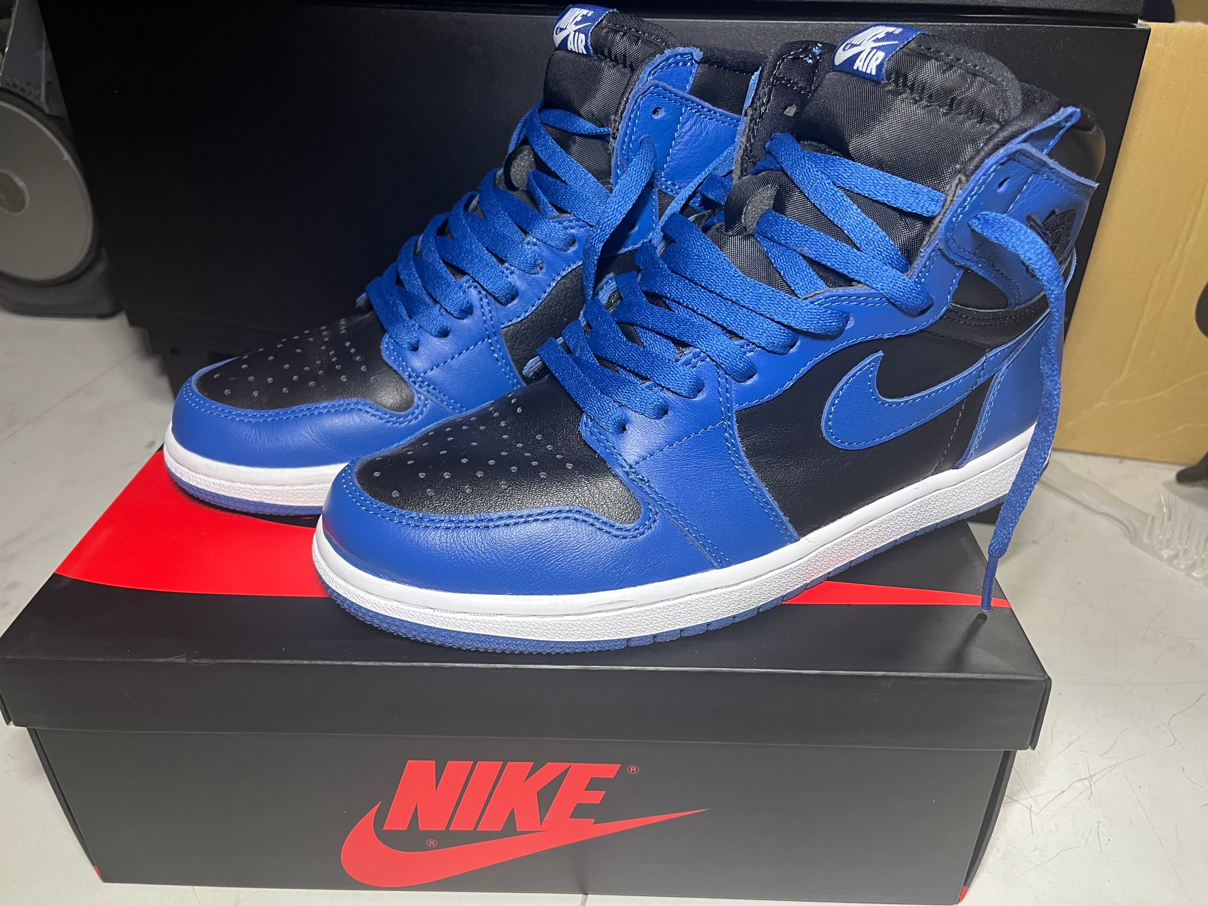 Nike Air Jordan 1 Retro High OG "Dark Marina Blue"
