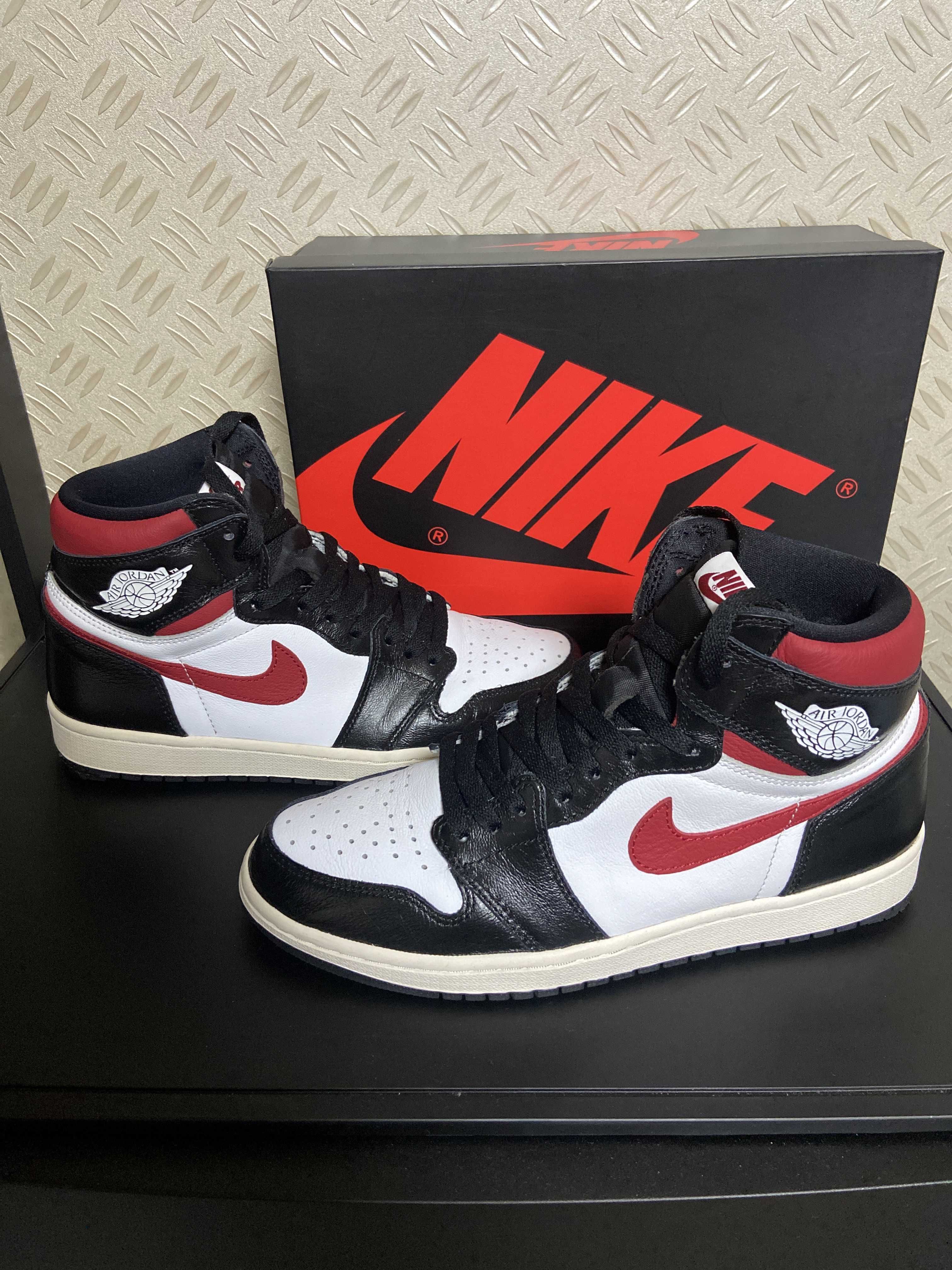 Nike Air Jordan 1 Retro High "Black/White/Sail/Gym Red"    