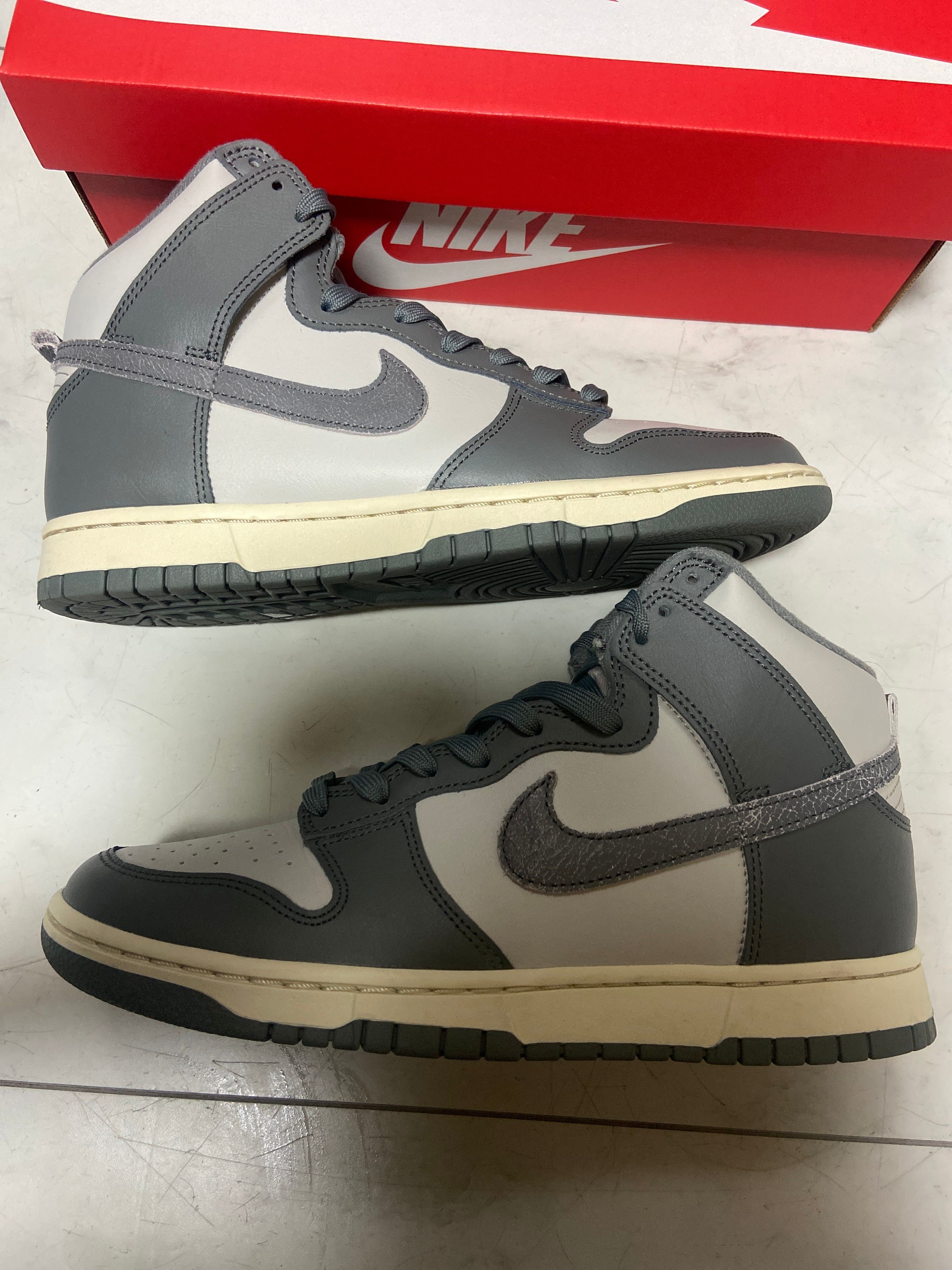Nike Dunk High Retro SE Vintage "Light Bone and Tumbled Grey"