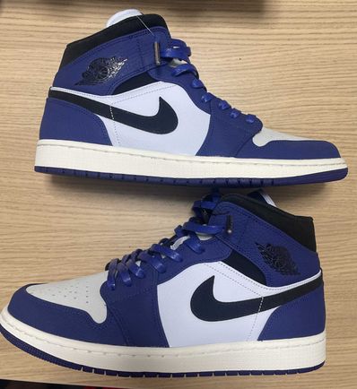 Nike Air Jordan 1 Mid "Deep Royal Blue"