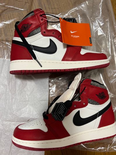 Nike GS Air Jordan 1 High OG "Lost & Found/Chicago"