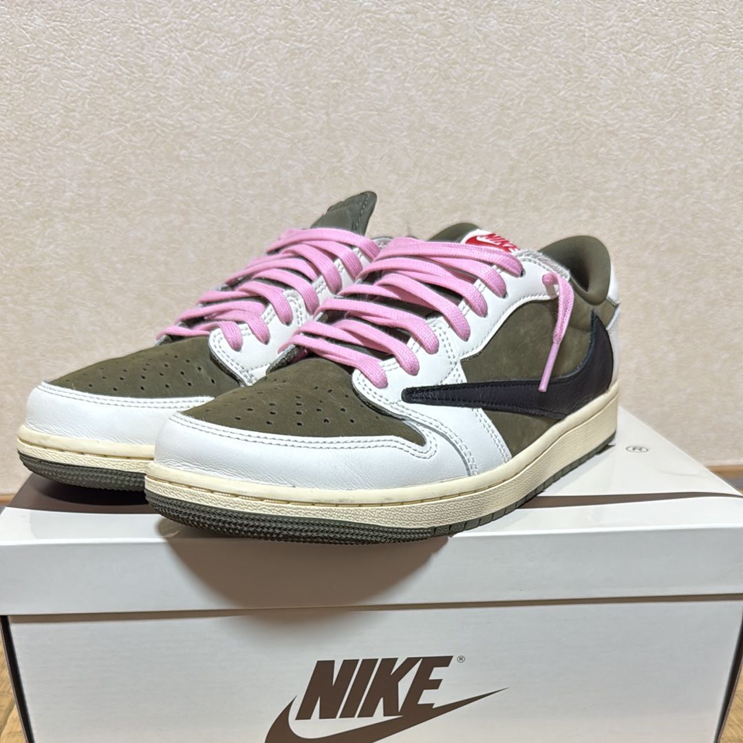 Travis Scott × Nike Air Jordan 1 Low OG SP "Reverse Olive"