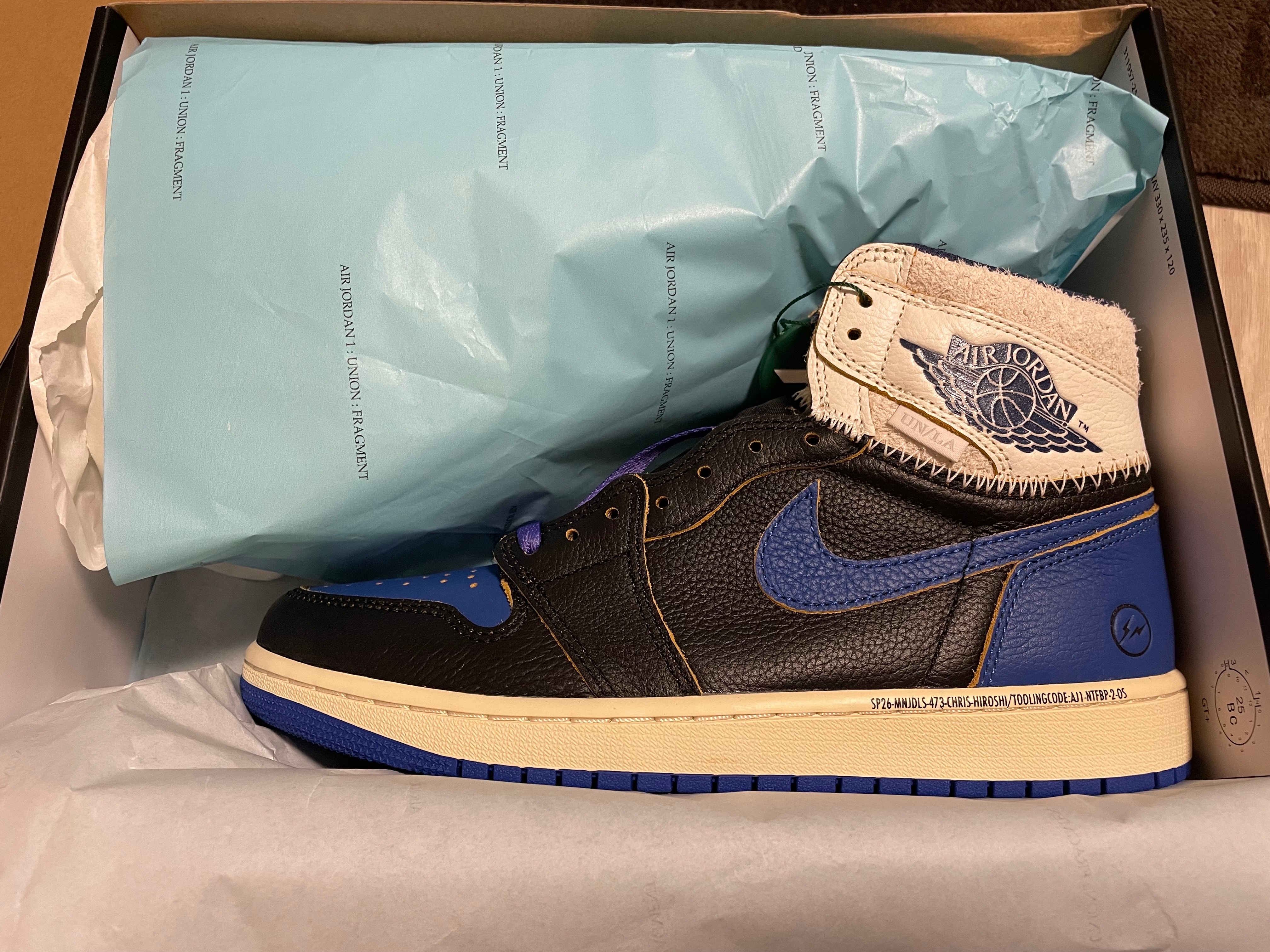 フラグメントデザイン × ユニオン × ナイキ エアジョーダン1 ハイ OG "スポーツロイヤル"