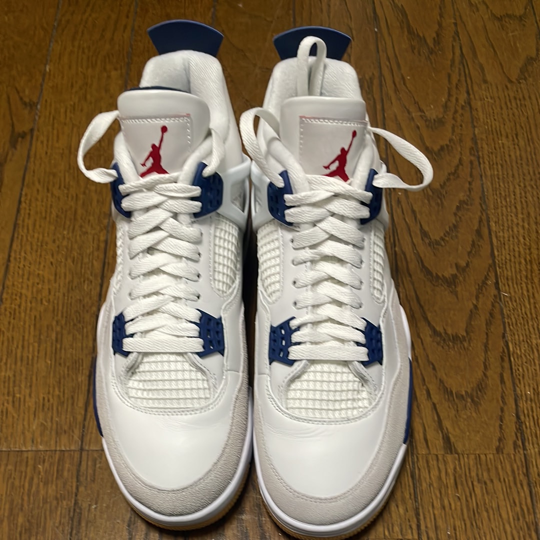Nike SB Air Jordan 4 Retro SP "Summit White/Navy"