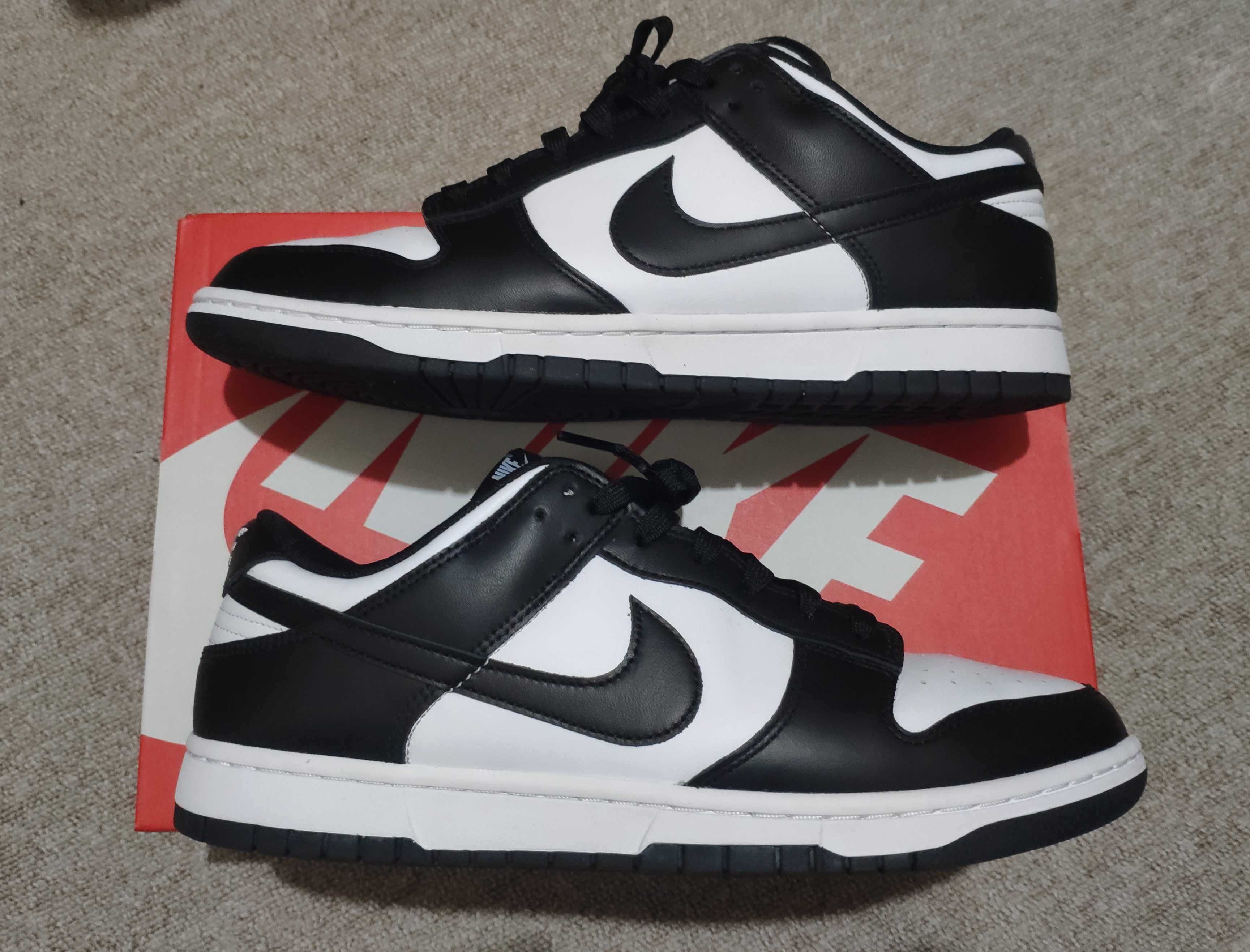 Nike Dunk Low Retro "Panda/White/Black"