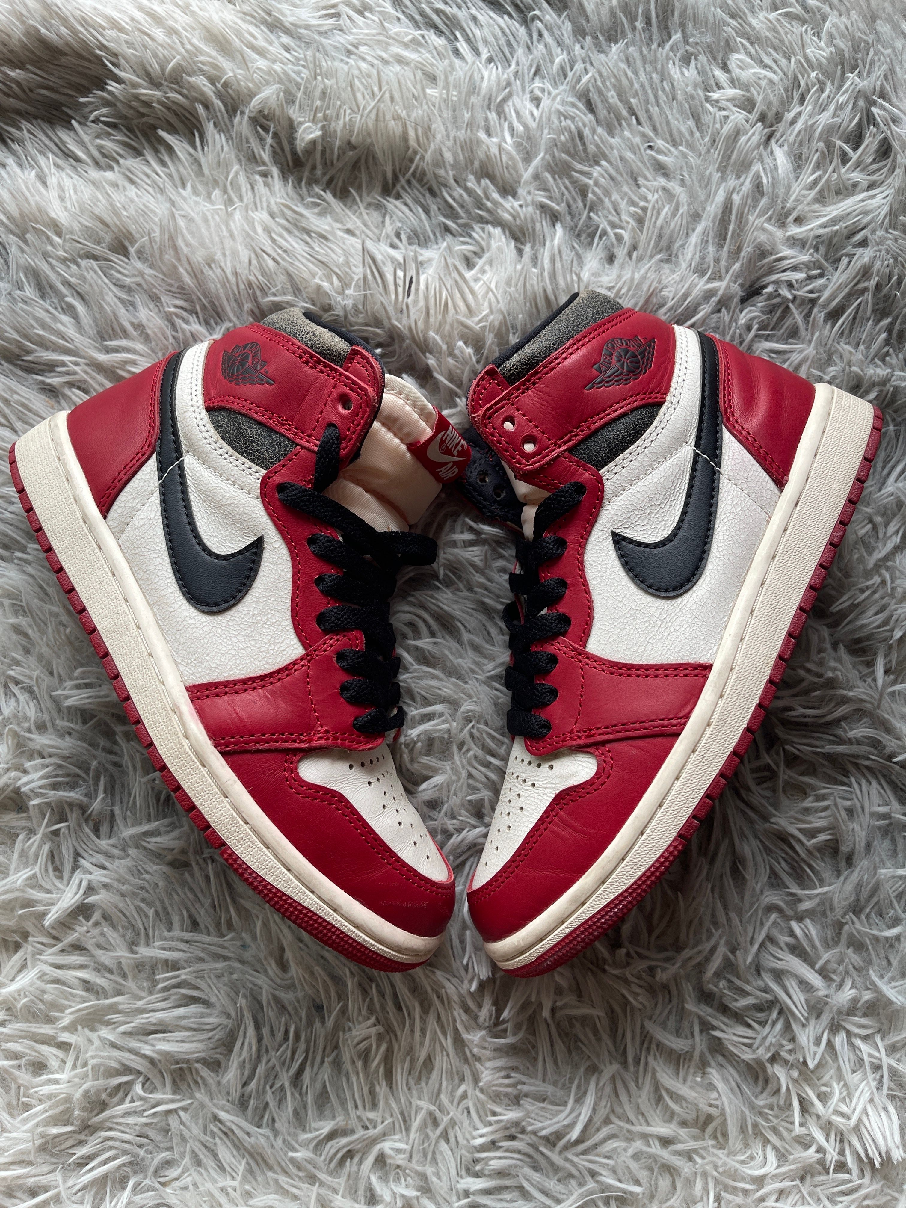 Nike Air Jordan 1 High OG "Lost & Found/Chicago"