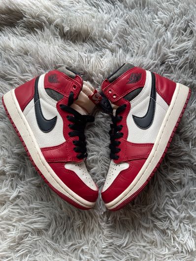 Nike Air Jordan 1 High OG "Lost & Found/Chicago"