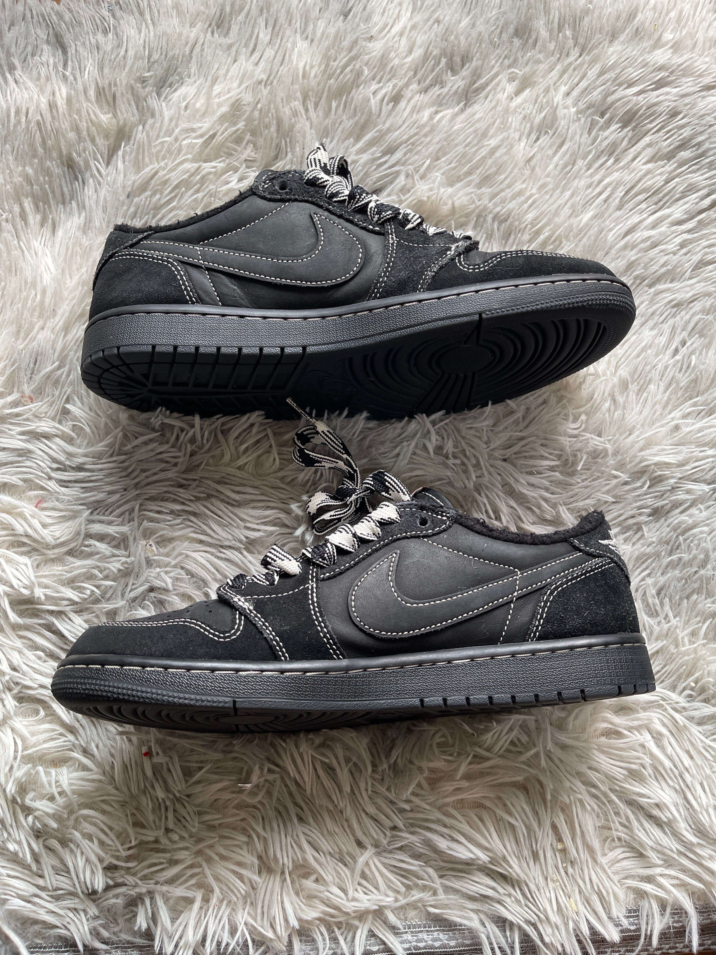 Travis Scott × Nike Air Jordan 1 Low OG SP "Black Phantom"