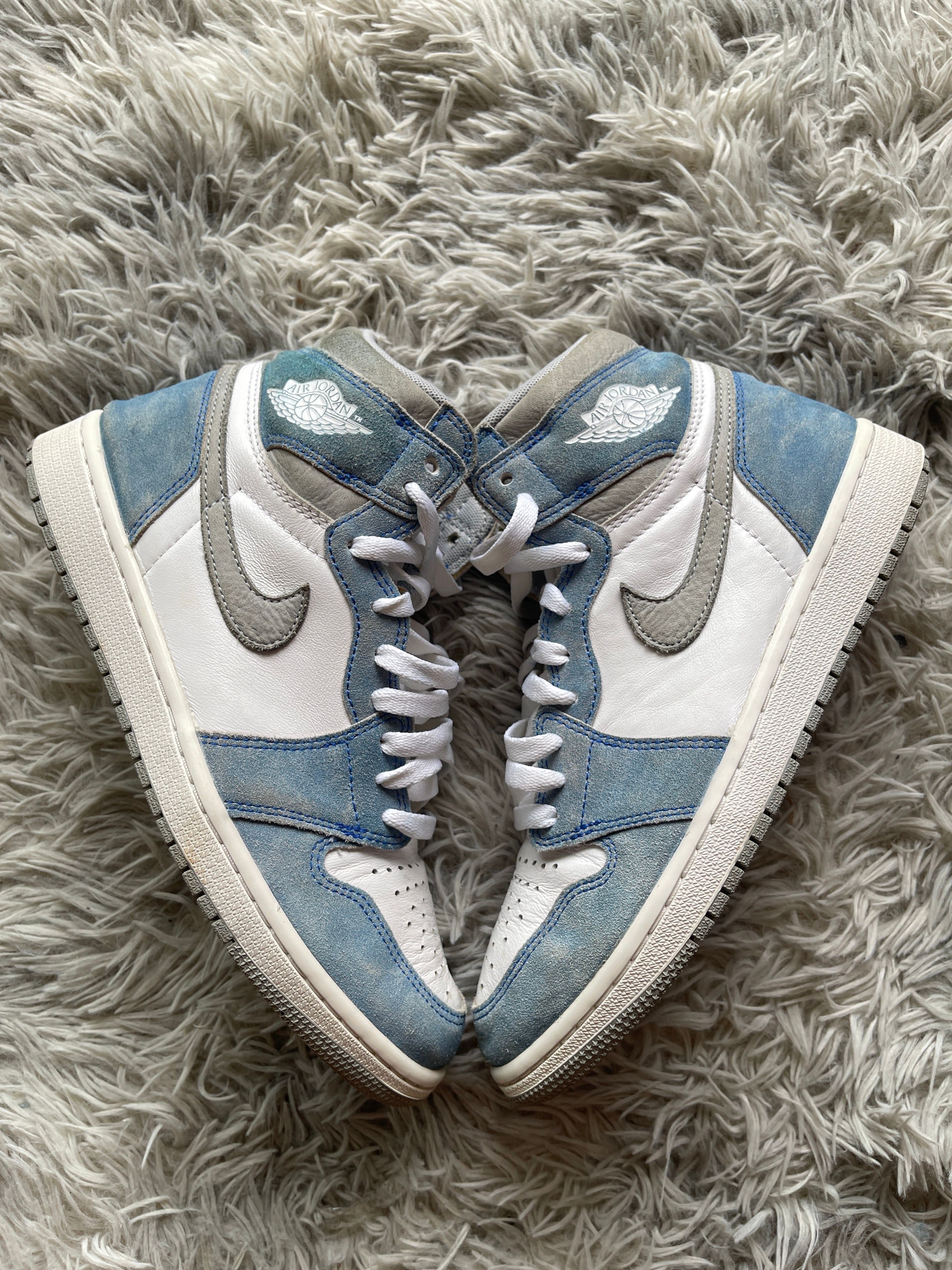 Nike Air Jordan 1 High OG "Hyper Royal"