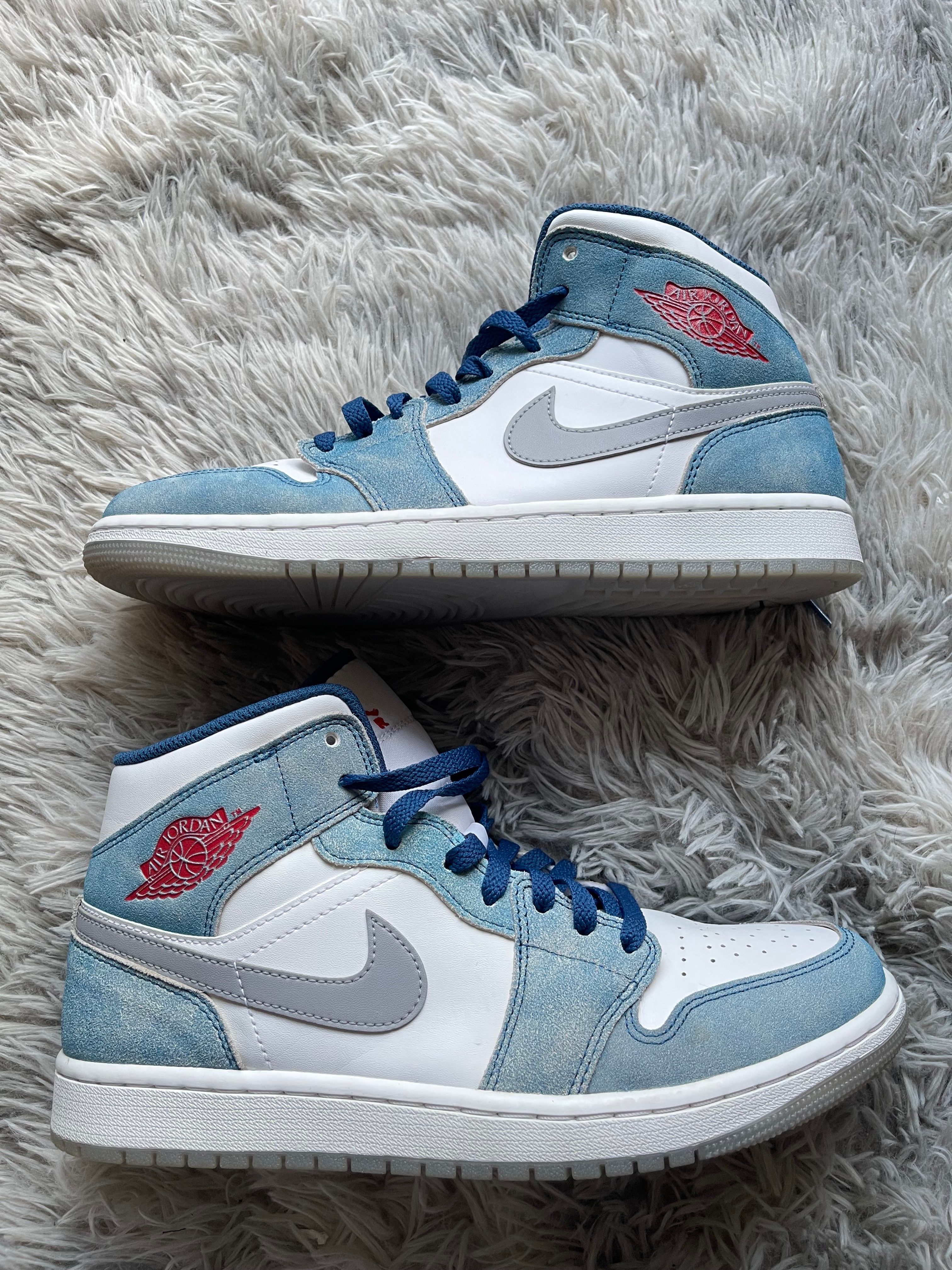 Nike Air Jordan 1 Mid SE "White/Hyper Royal/Red"