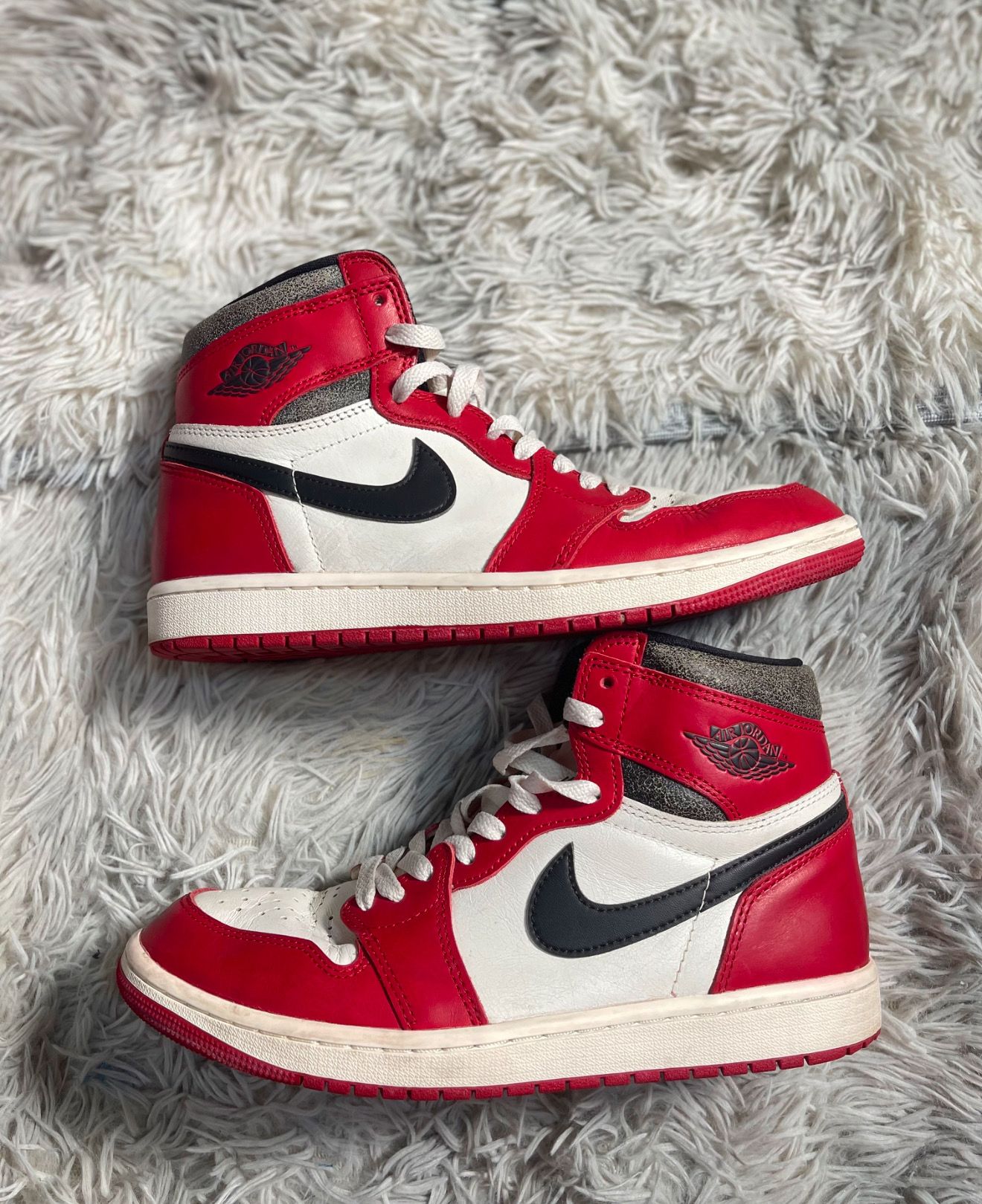 Nike Air Jordan 1 High OG "Lost & Found/Chicago"