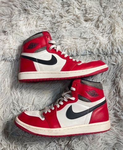 Nike Air Jordan 1 High OG "Lost & Found/Chicago"