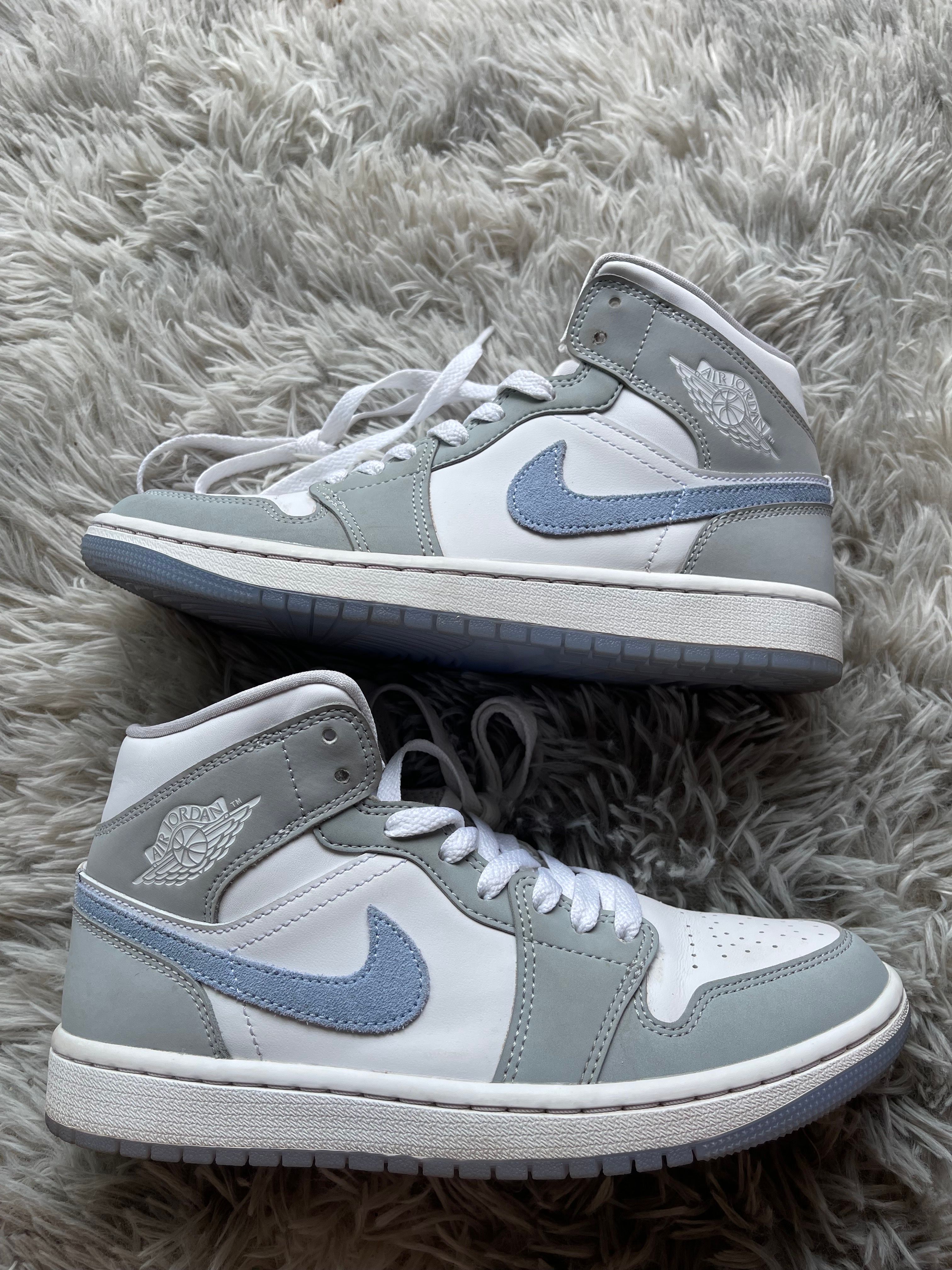 Nike Women's Air Jordan 1 Mid "Wolf Grey"