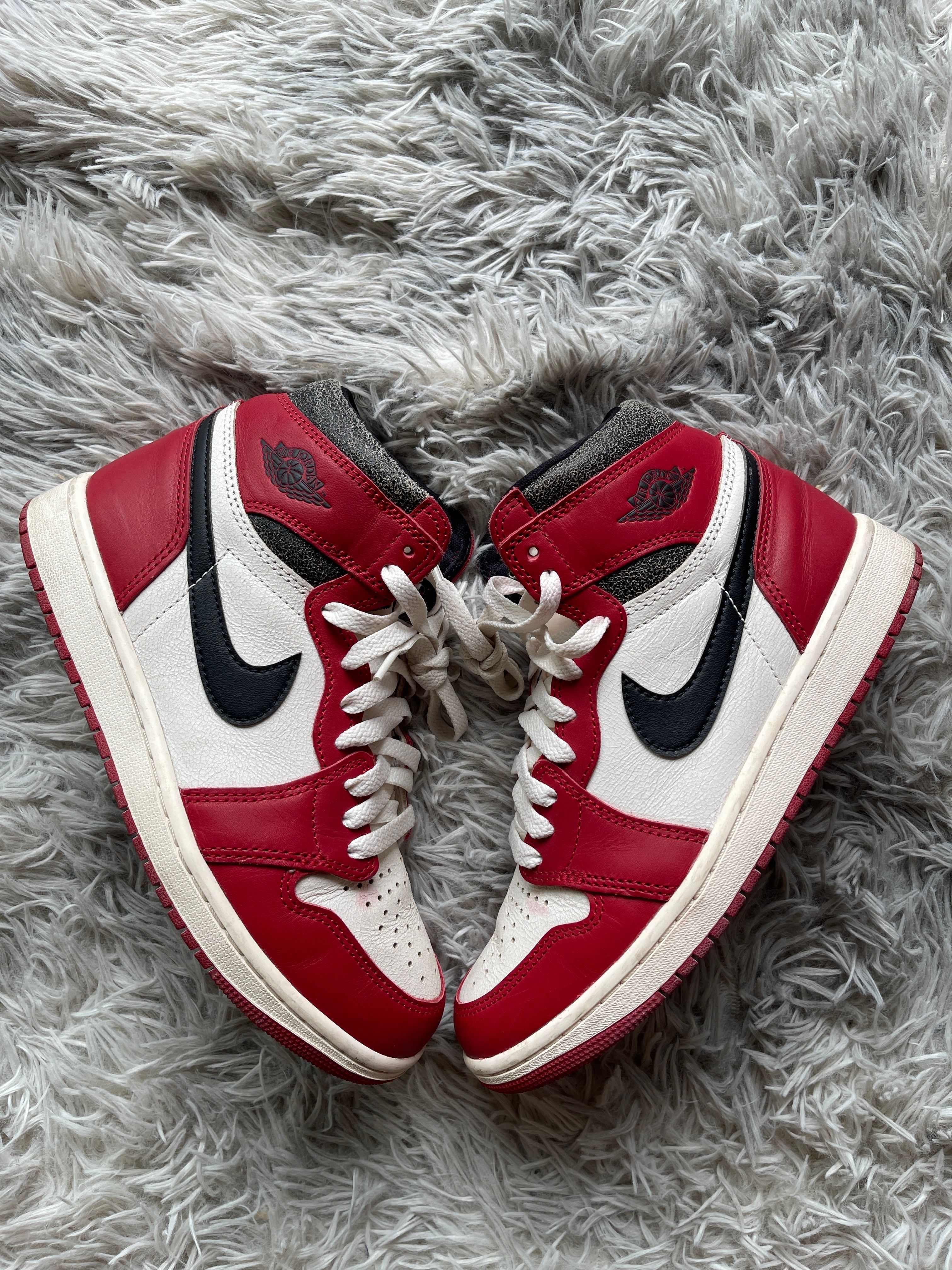 Nike Air Jordan 1 High OG "Lost & Found/Chicago"