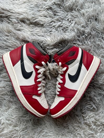 Nike Air Jordan 1 High OG "Lost & Found/Chicago"
