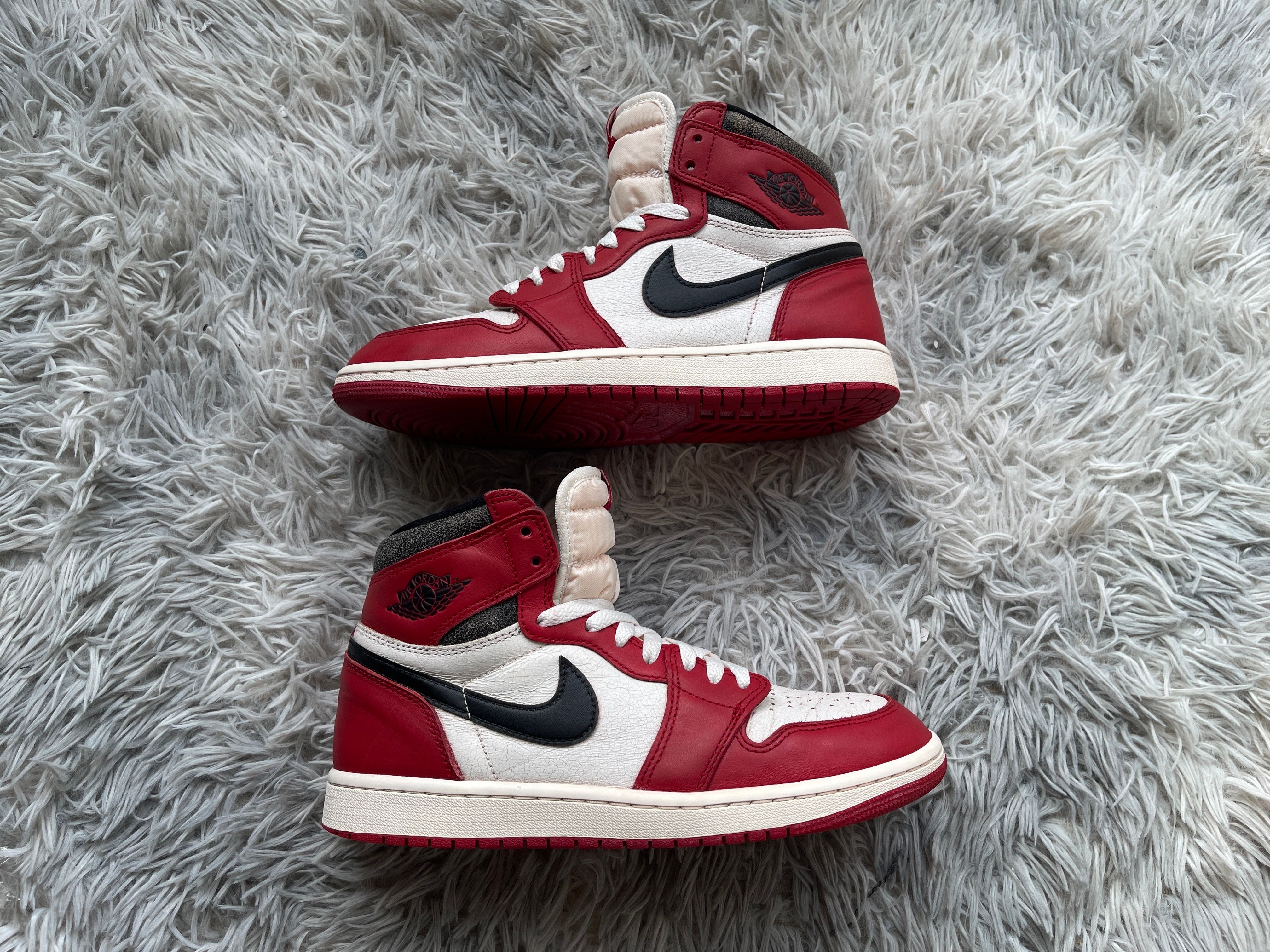 Nike Air Jordan 1 High OG "Lost & Found/Chicago"