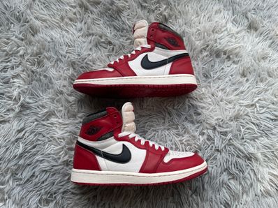 Nike Air Jordan 1 High OG "Lost & Found/Chicago"