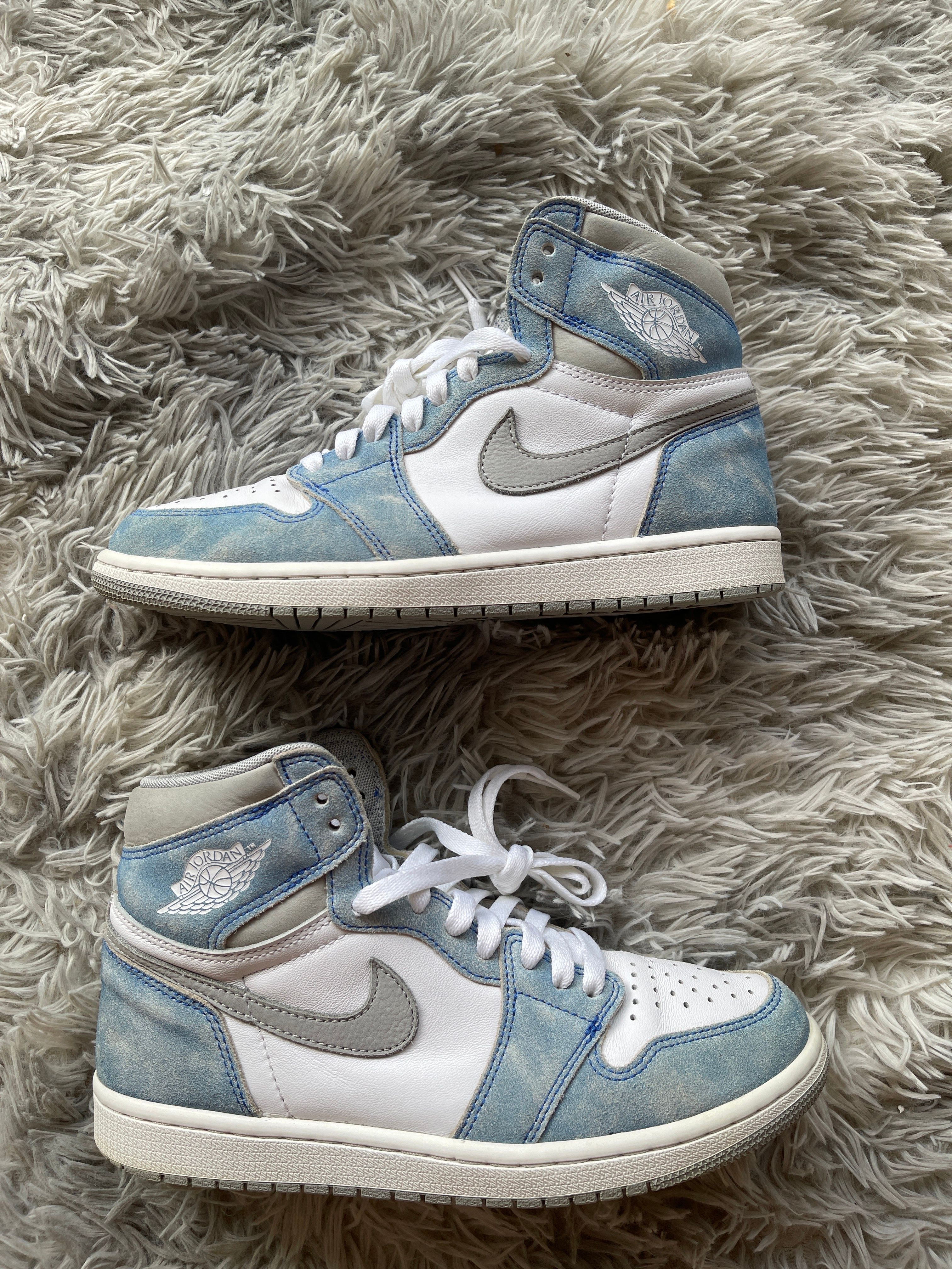 Nike Air Jordan 1 High OG "Hyper Royal"