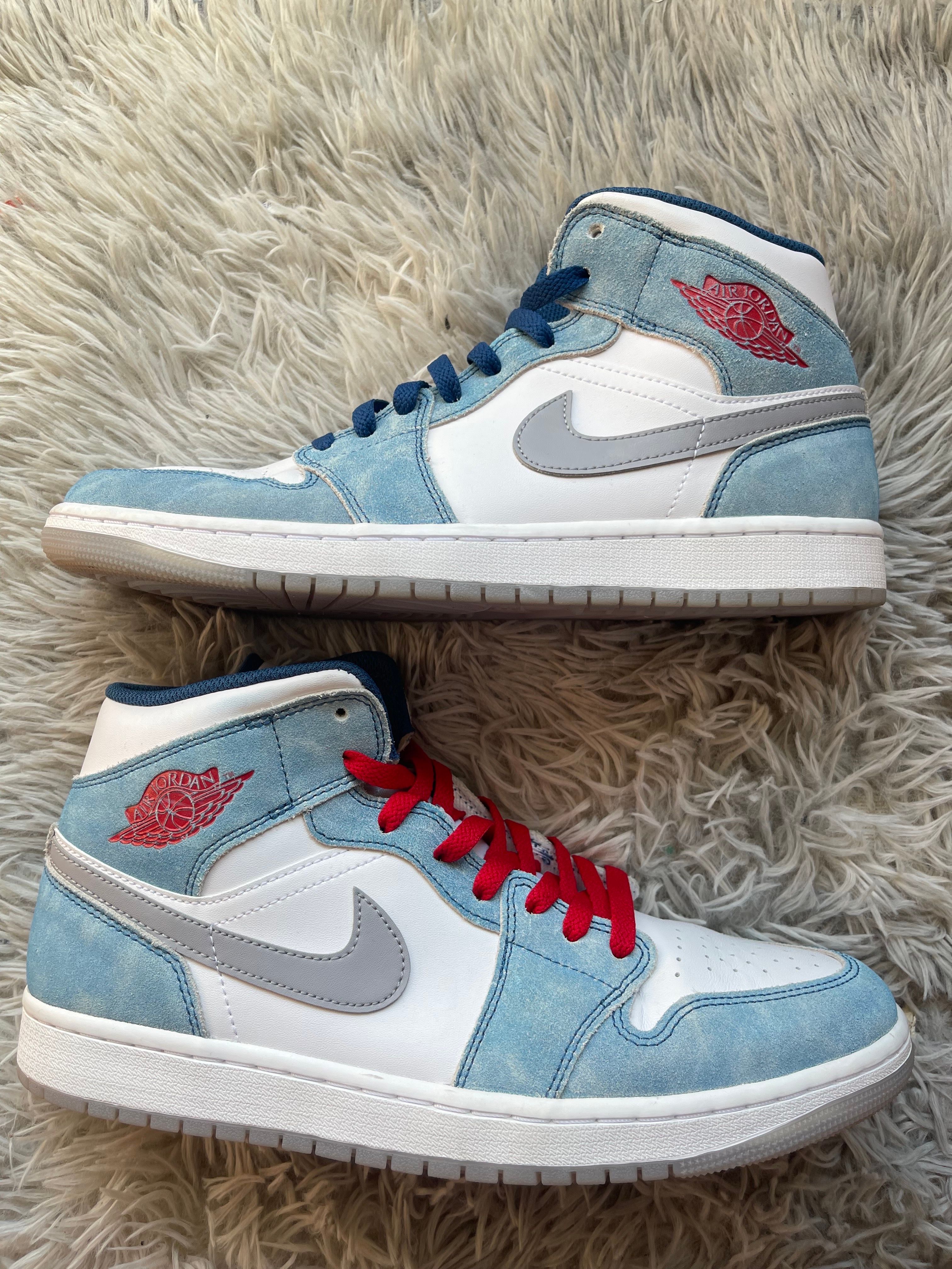 Nike Air Jordan 1 Mid SE "White/Hyper Royal/Red"