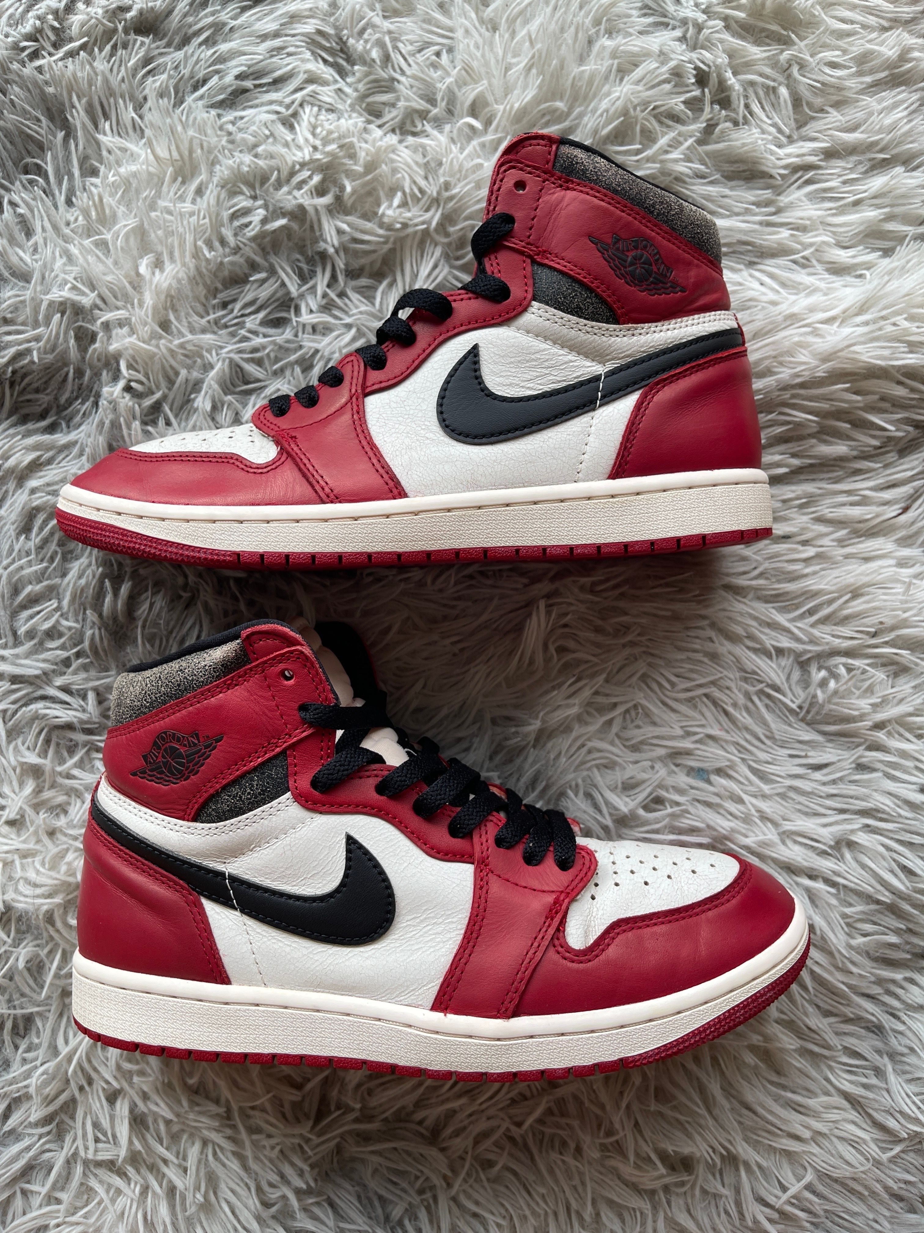 Nike Air Jordan 1 High OG "Lost & Found/Chicago"