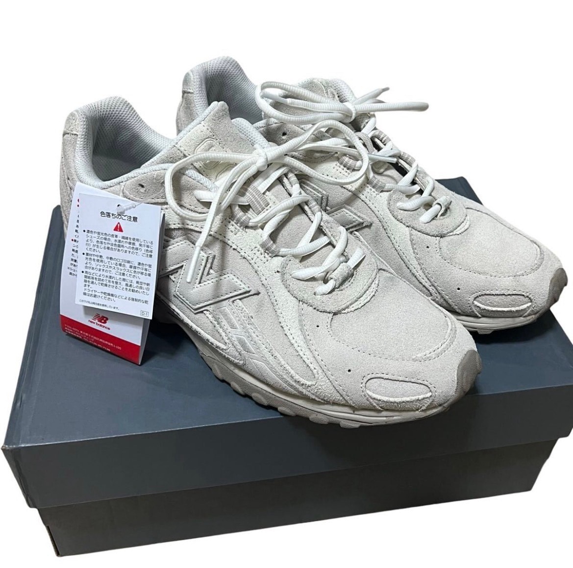 New Balance 204L "Timberwolf/Linen"