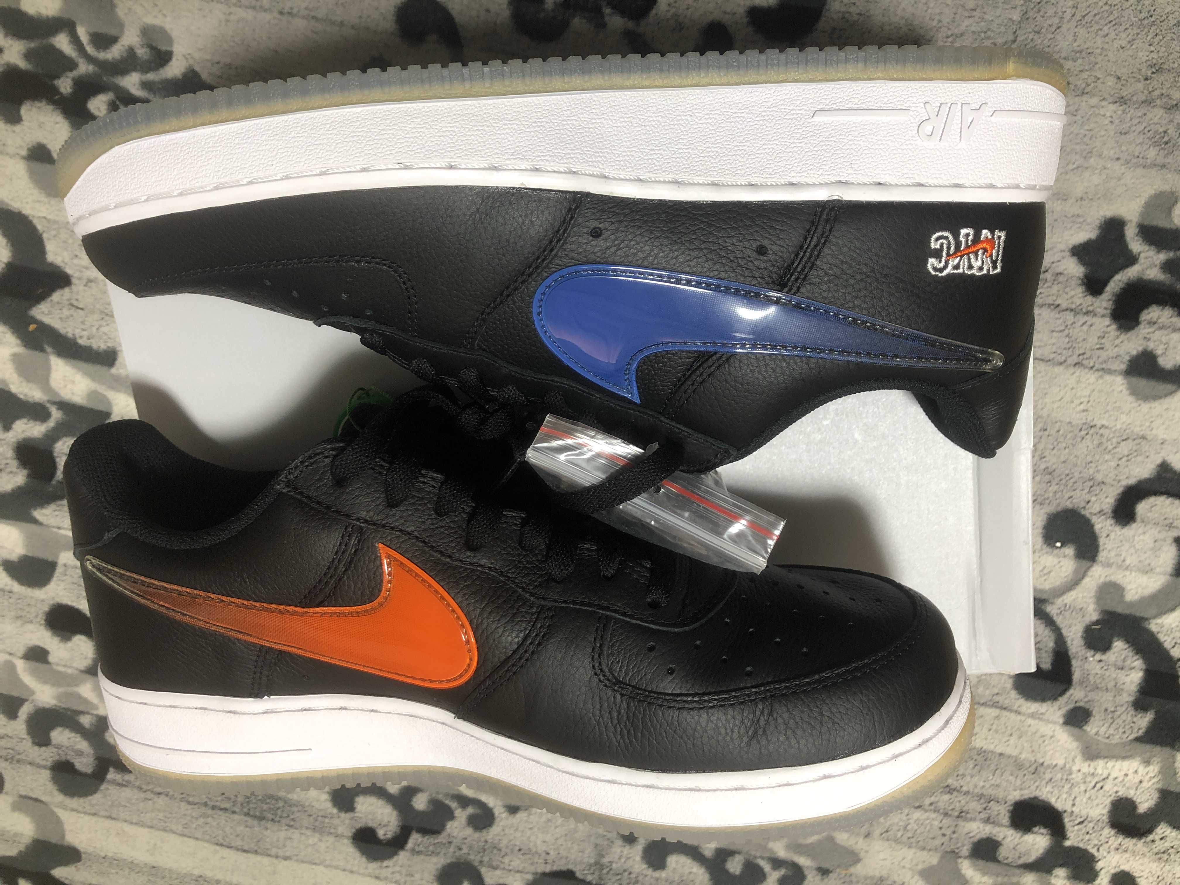 KITH × Nike Air Force 1 Low New York Knicks "Black/Brilliant Orange/Rush/Brilliant White"