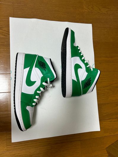 Nike Air Jordan 1 Mid "Lucky Green"