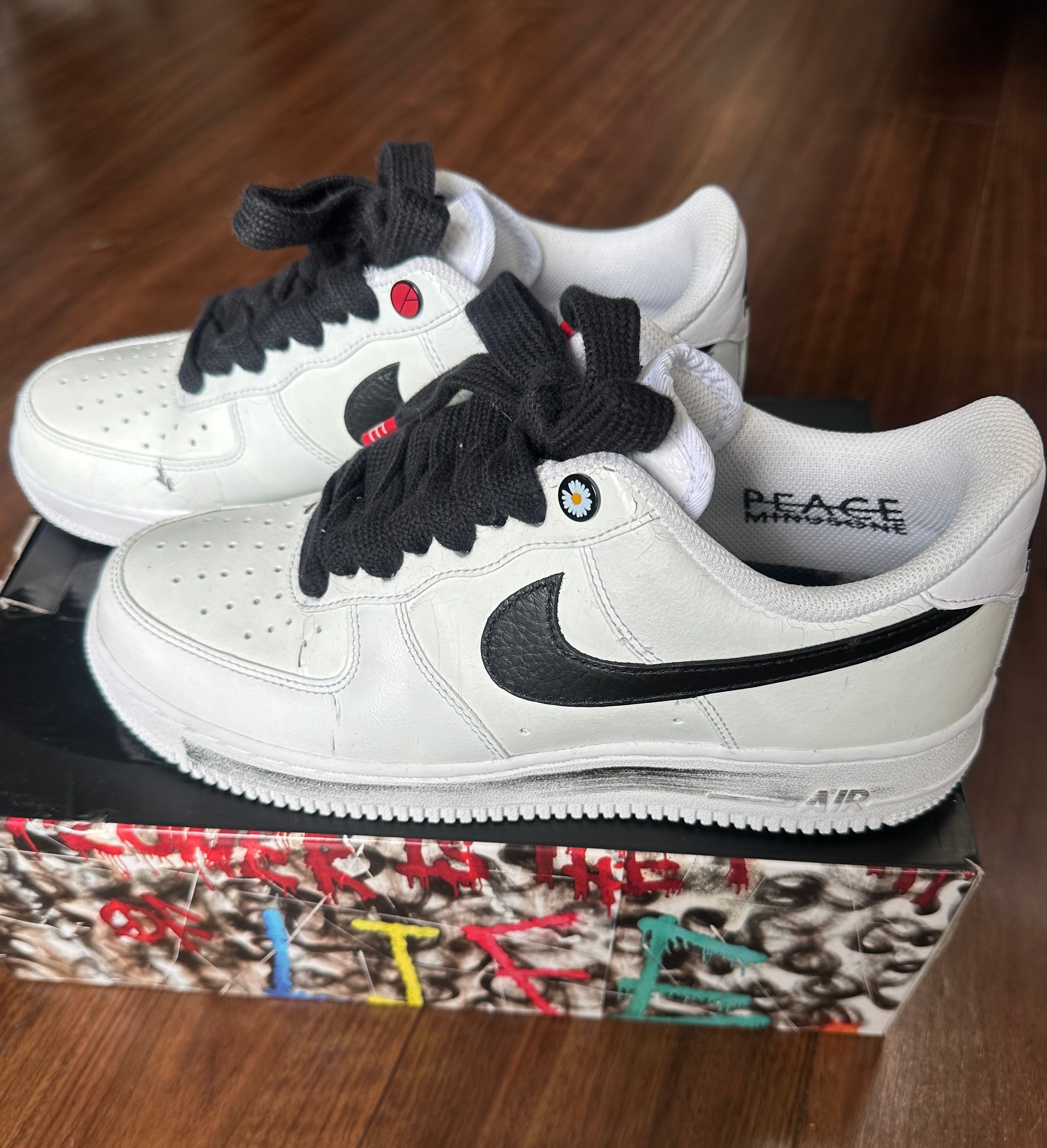 PEACEMINUSONE × Nike Air Force 1 Low 