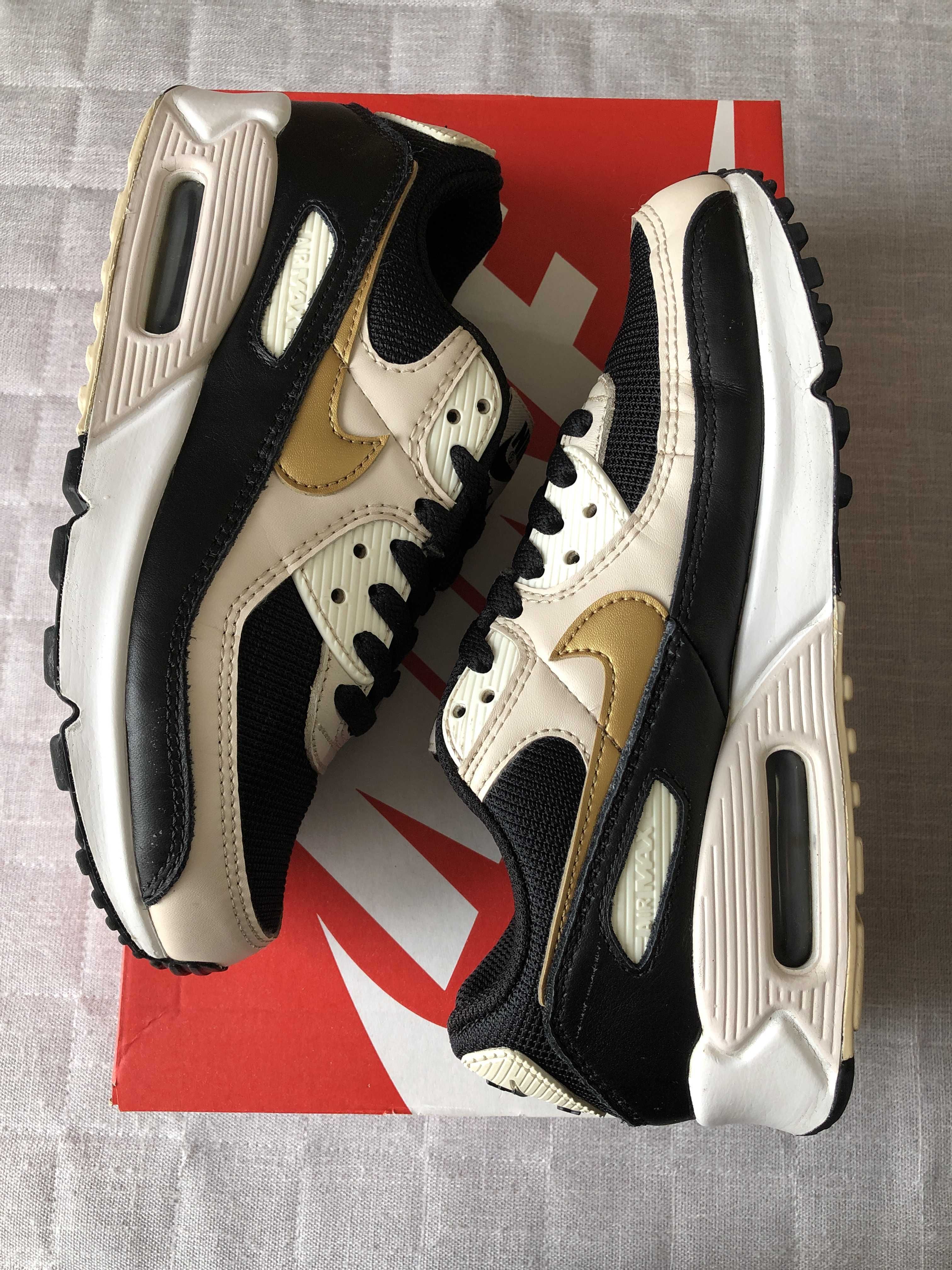 NIKE Women's AIR MAX 90 "BLACK/SUMMIT WHITE/METALLIC GOLD"