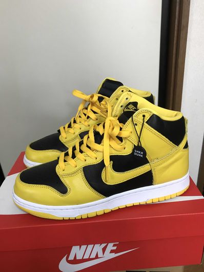 Nike Dunk High "Black/Varsity Maize"