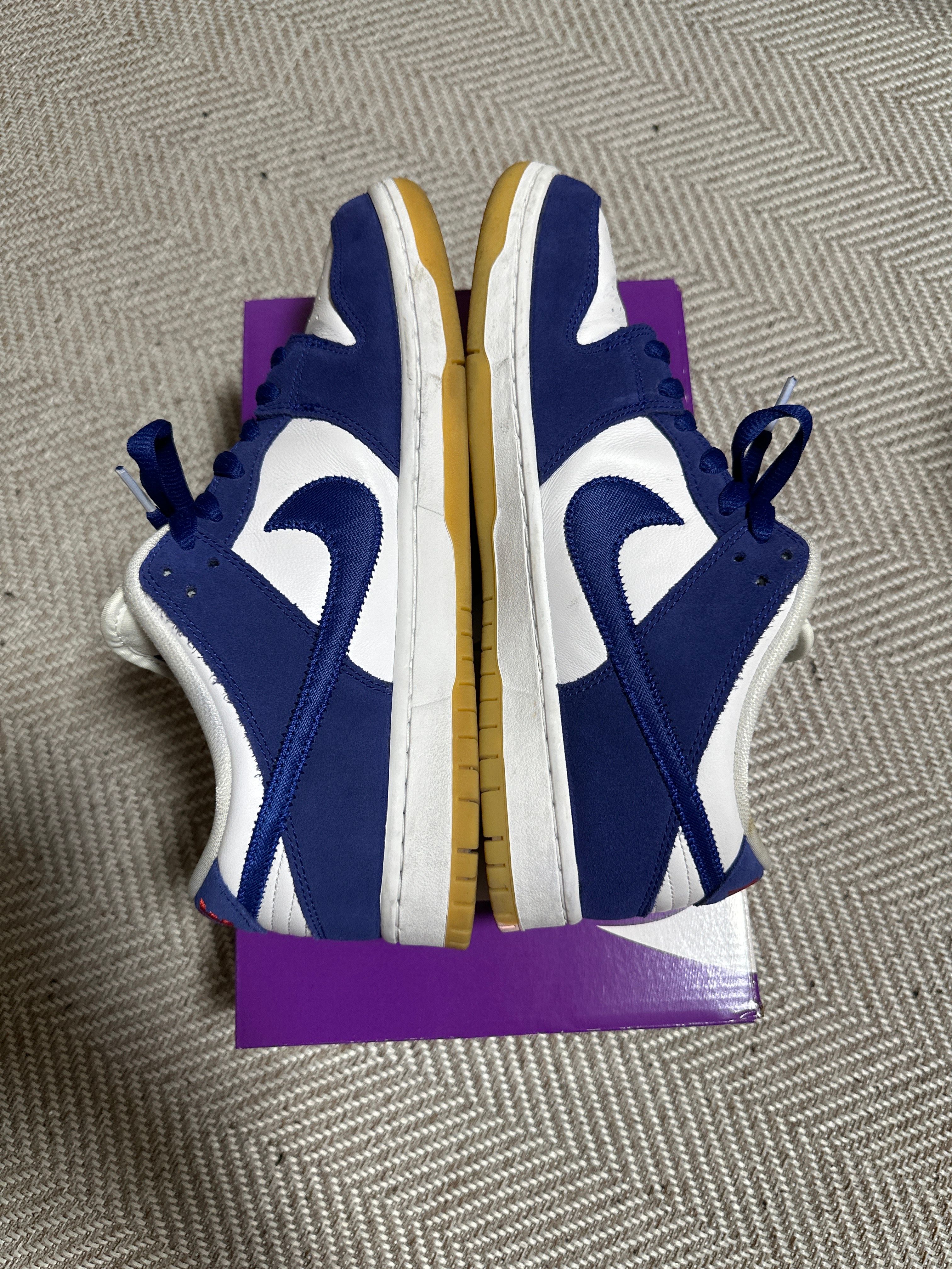 Nike SB Dunk Low "Los Angeles Dodgers/Deep Royal Blue"