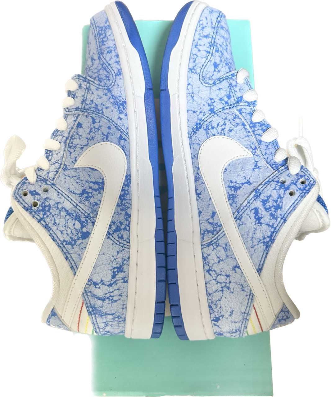 Nike SB Dunk Low "Blue Marble"