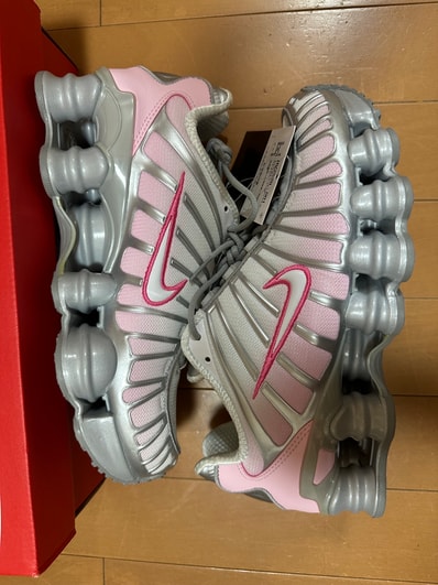 Nike Women's Shox TL "Metallic Platinum/Pinksicle"