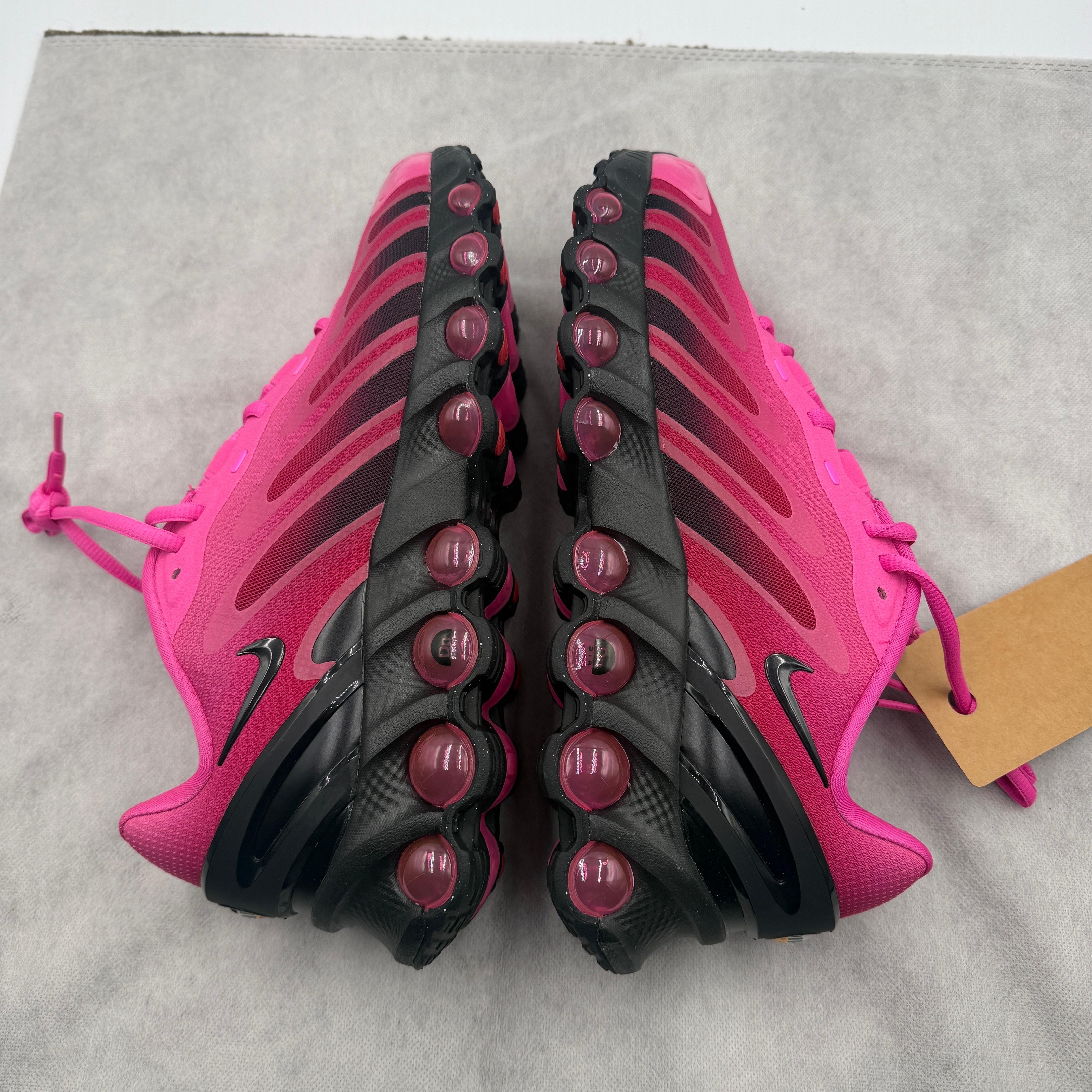 Nike Women's Air Max DN8 "Laser Fuchsia/Sport Fuchsia/Black"