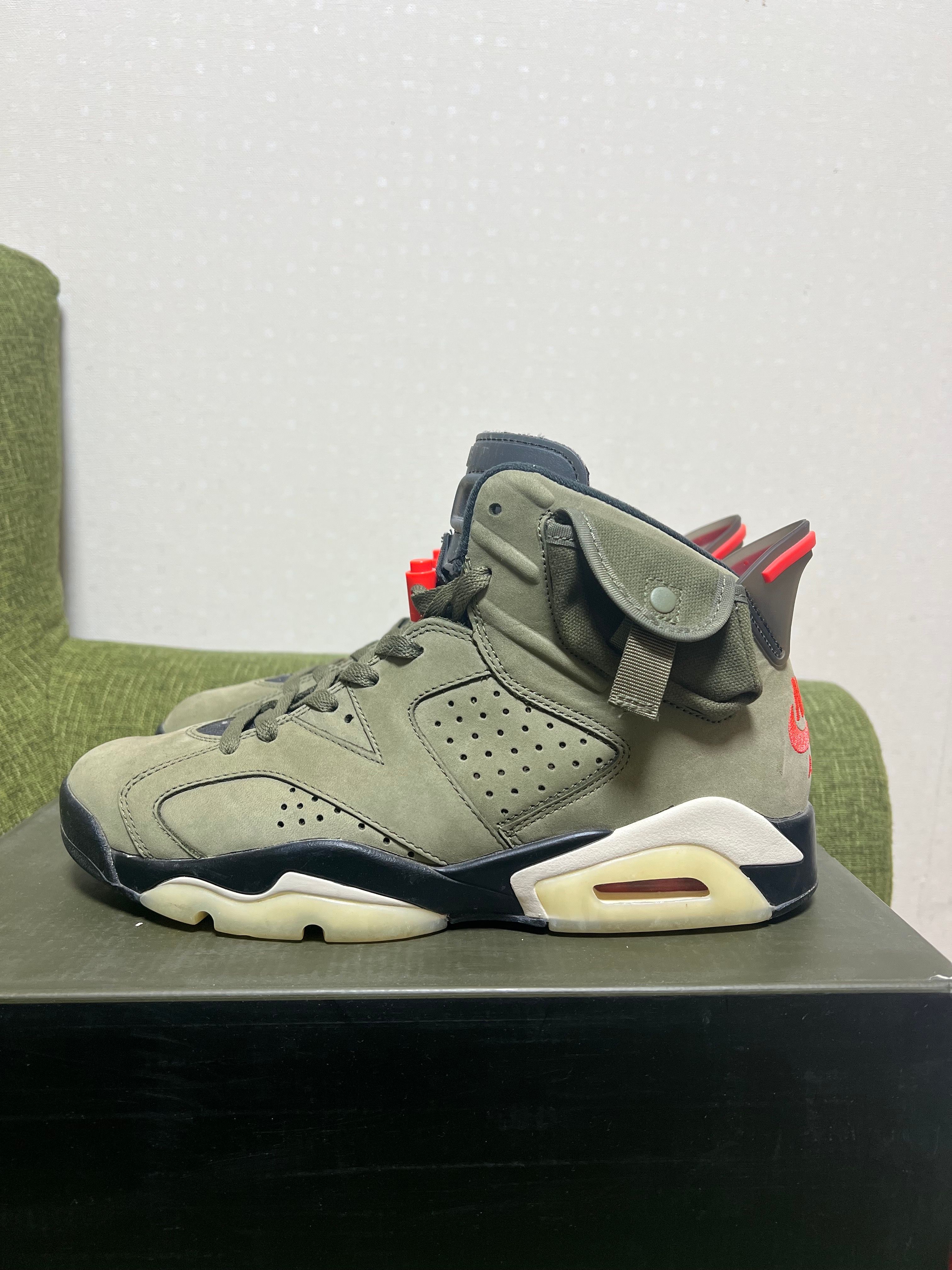 Travis Scott × Nike Air Jordan 6 Retro "Medium Olive"