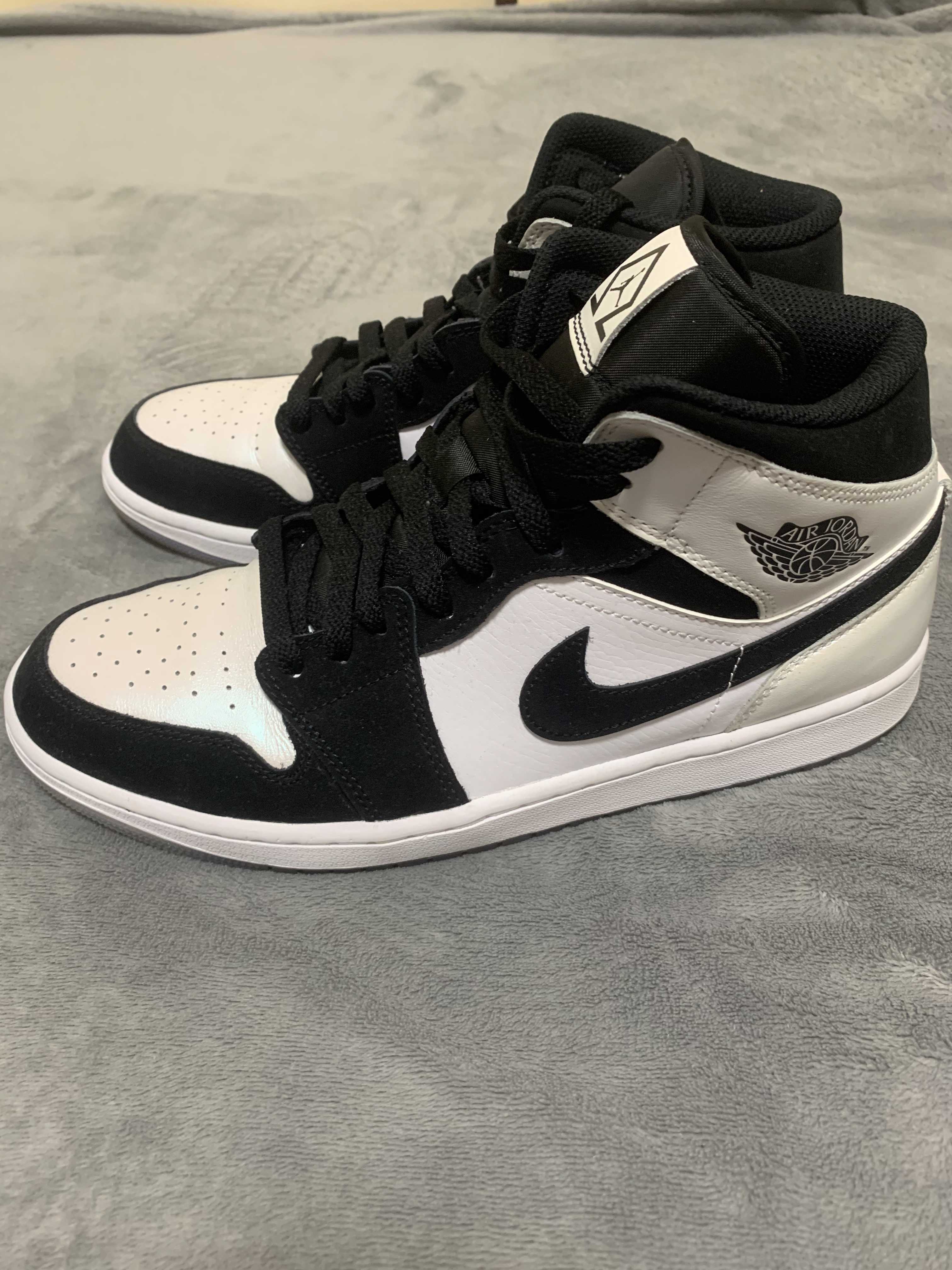 Nike Air Jordan 1 Mid "Omega/Black/White"
