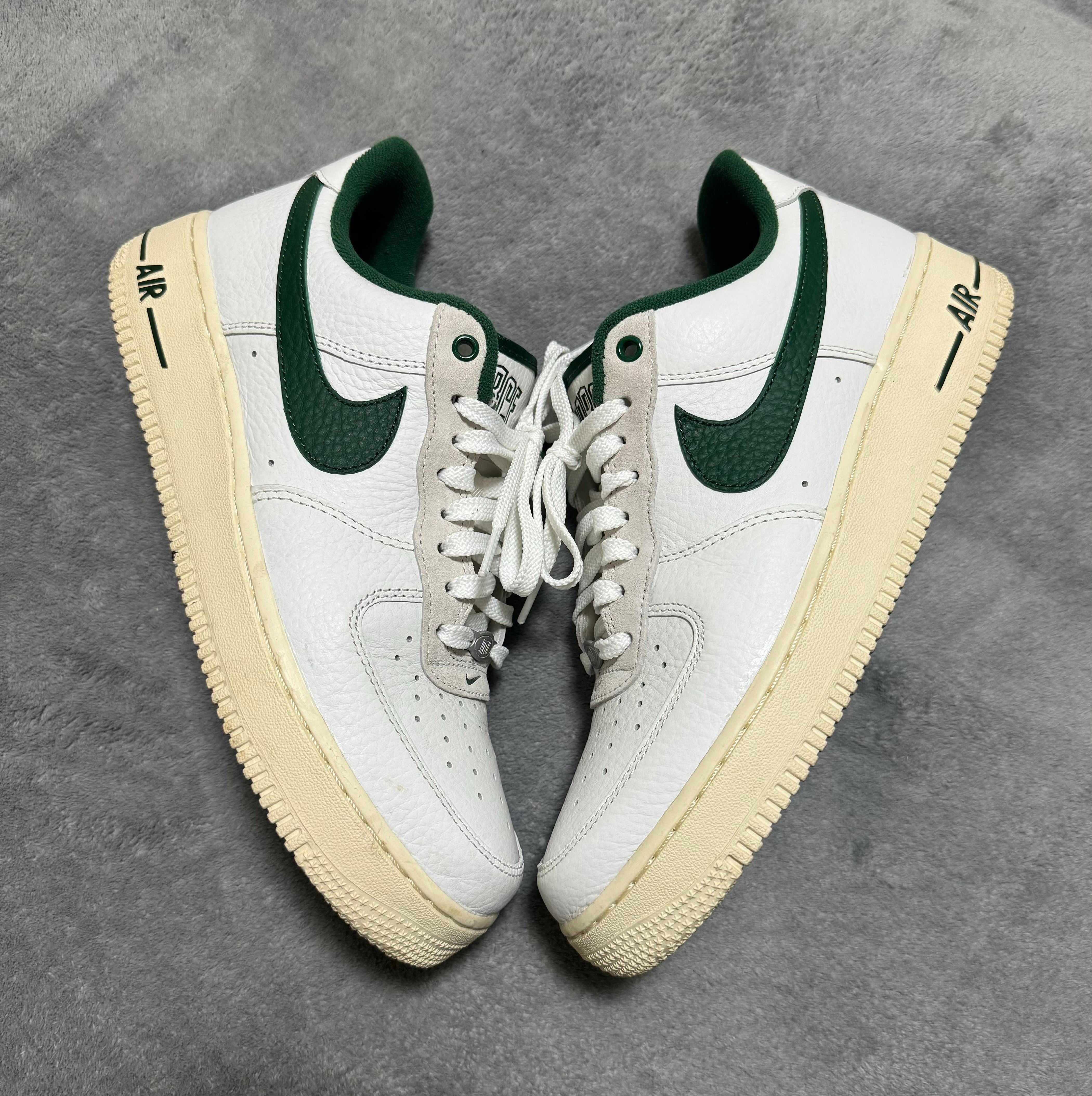 Nike Women's Air Force 1 Low Command Force "Summit White/Gorge Green"