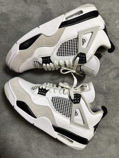 Nike Air Jordan 4 "Military Black"