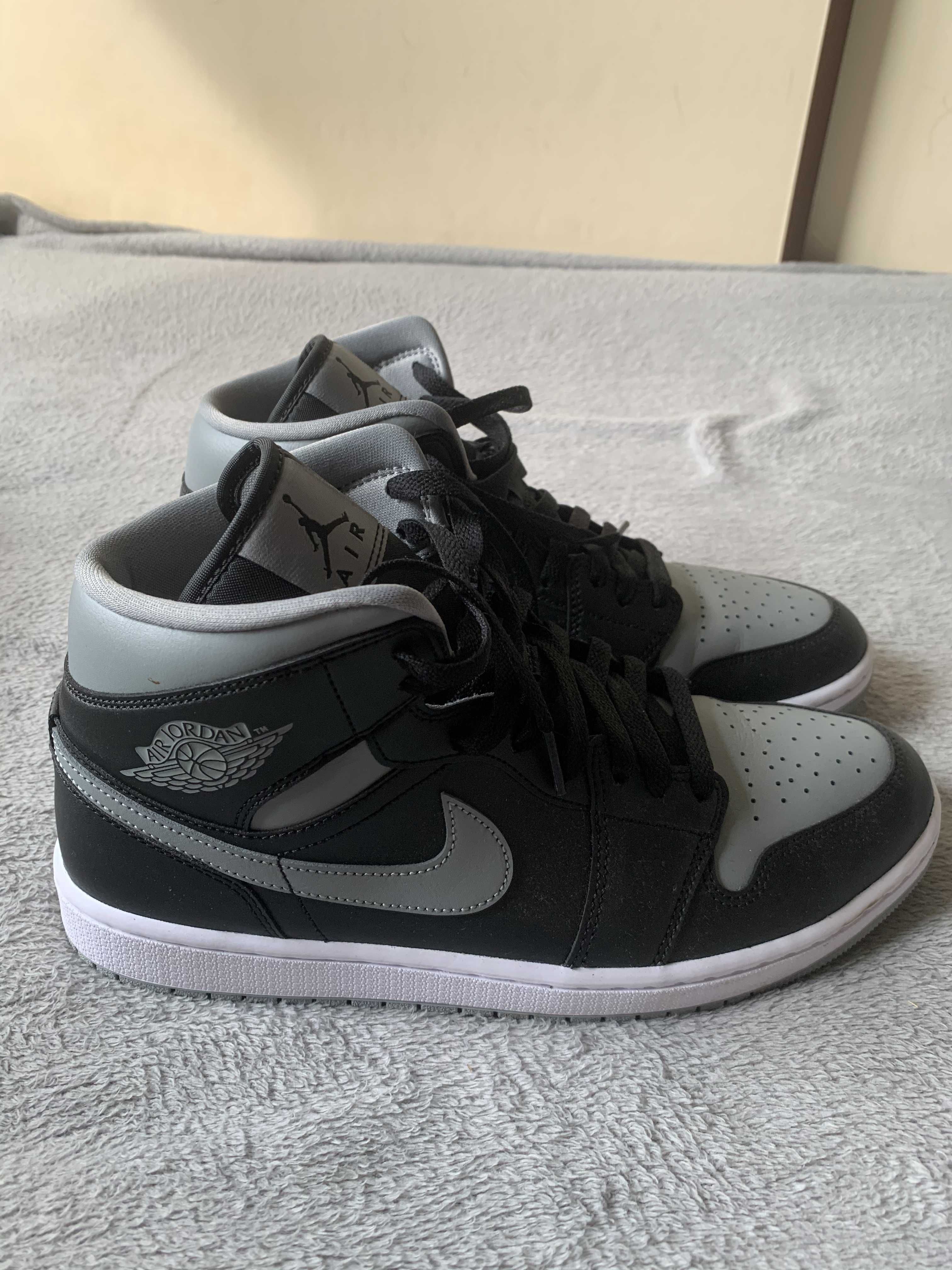 Nike Women's Air Jordan 1 Mid "Shadow"