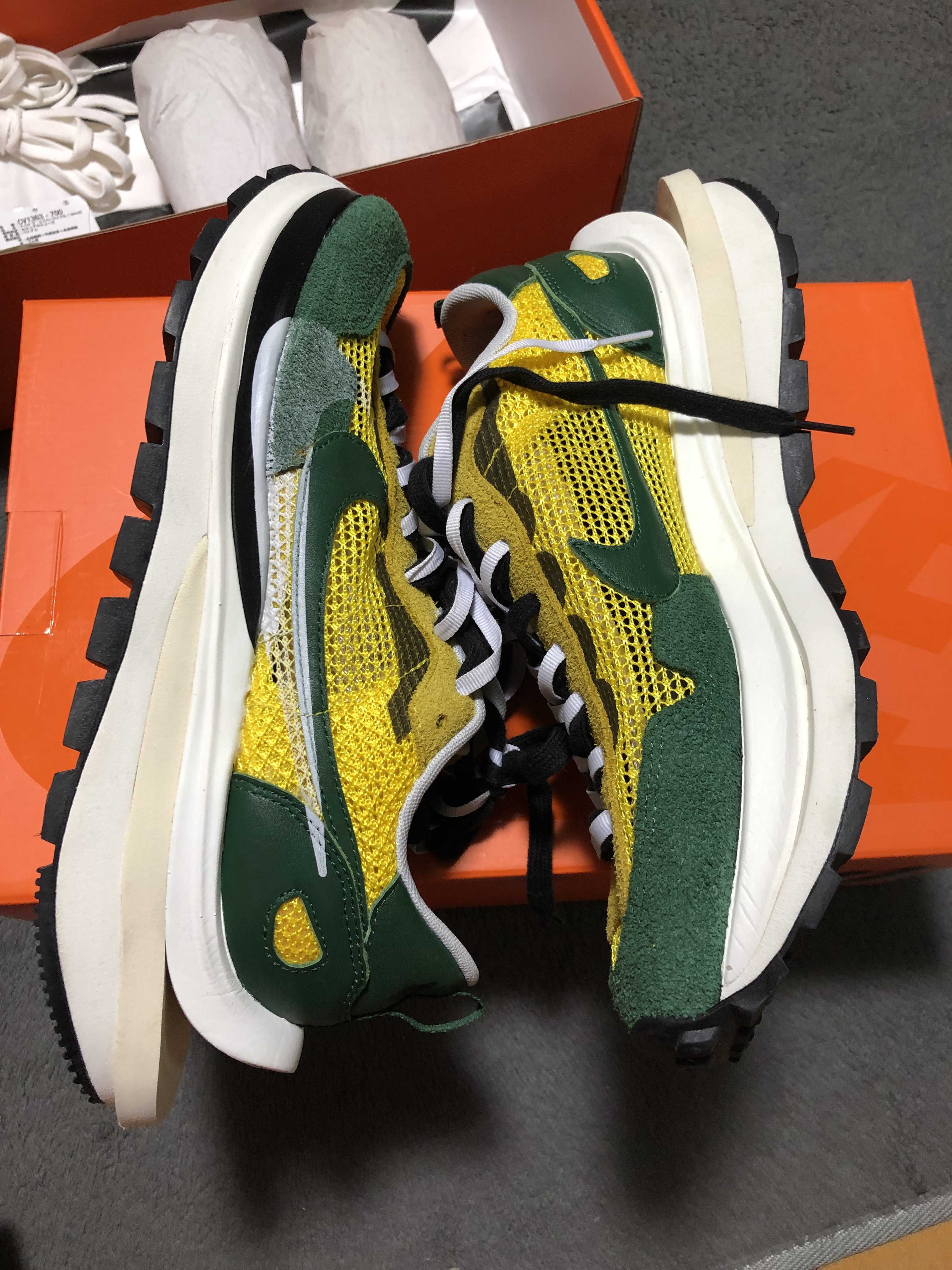 sacai × Nike Vapor Waffle "Tour Yellow/Stadium Green-Sail"