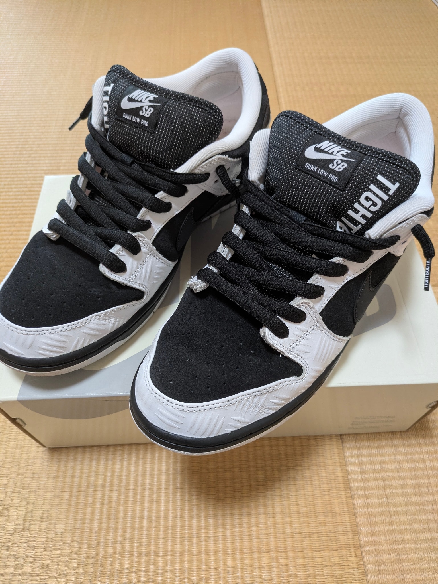TIGHTBOOTH × Nike SB Dunk Low Pro QS 