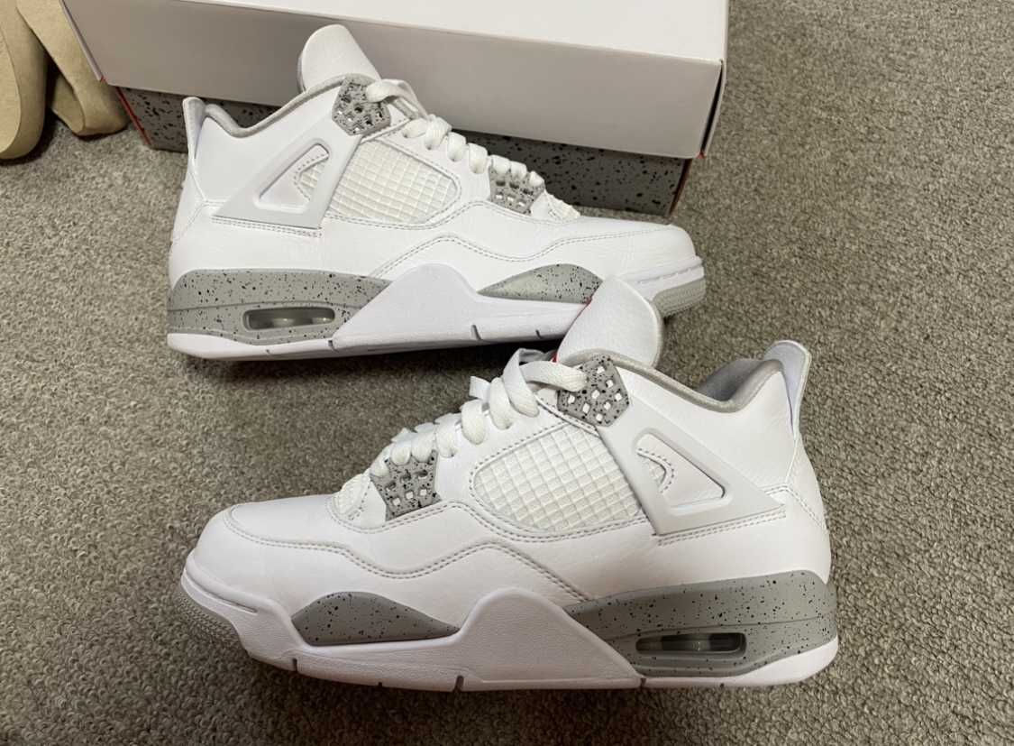 Nike Air Jordan 4 "Tech White"  