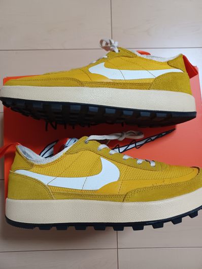Tom Sachs × NikeCraft Women's General Purpose Shoe "Yellow / Archive"