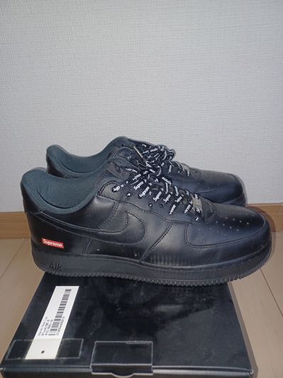 Supreme × Nike Air Force 1 Low "Black"