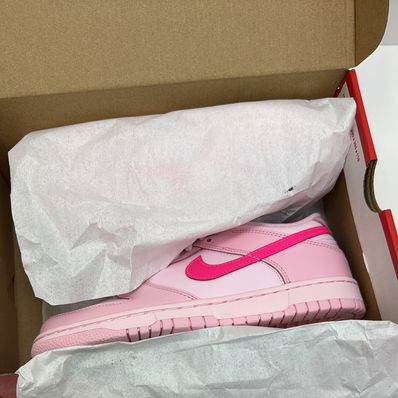 Nike GS Dunk Low "Triple Pink"