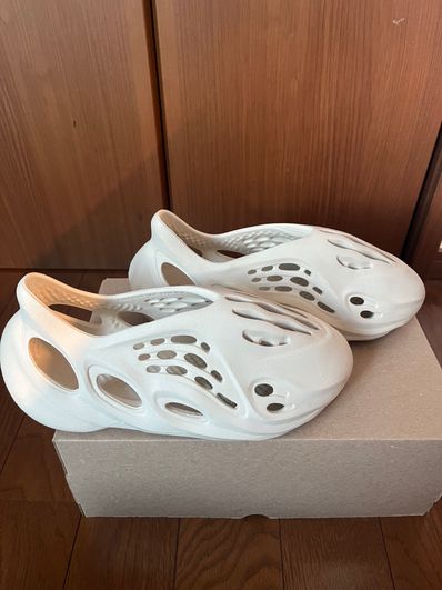 adidas YEEZY Foam Runner "Sand"